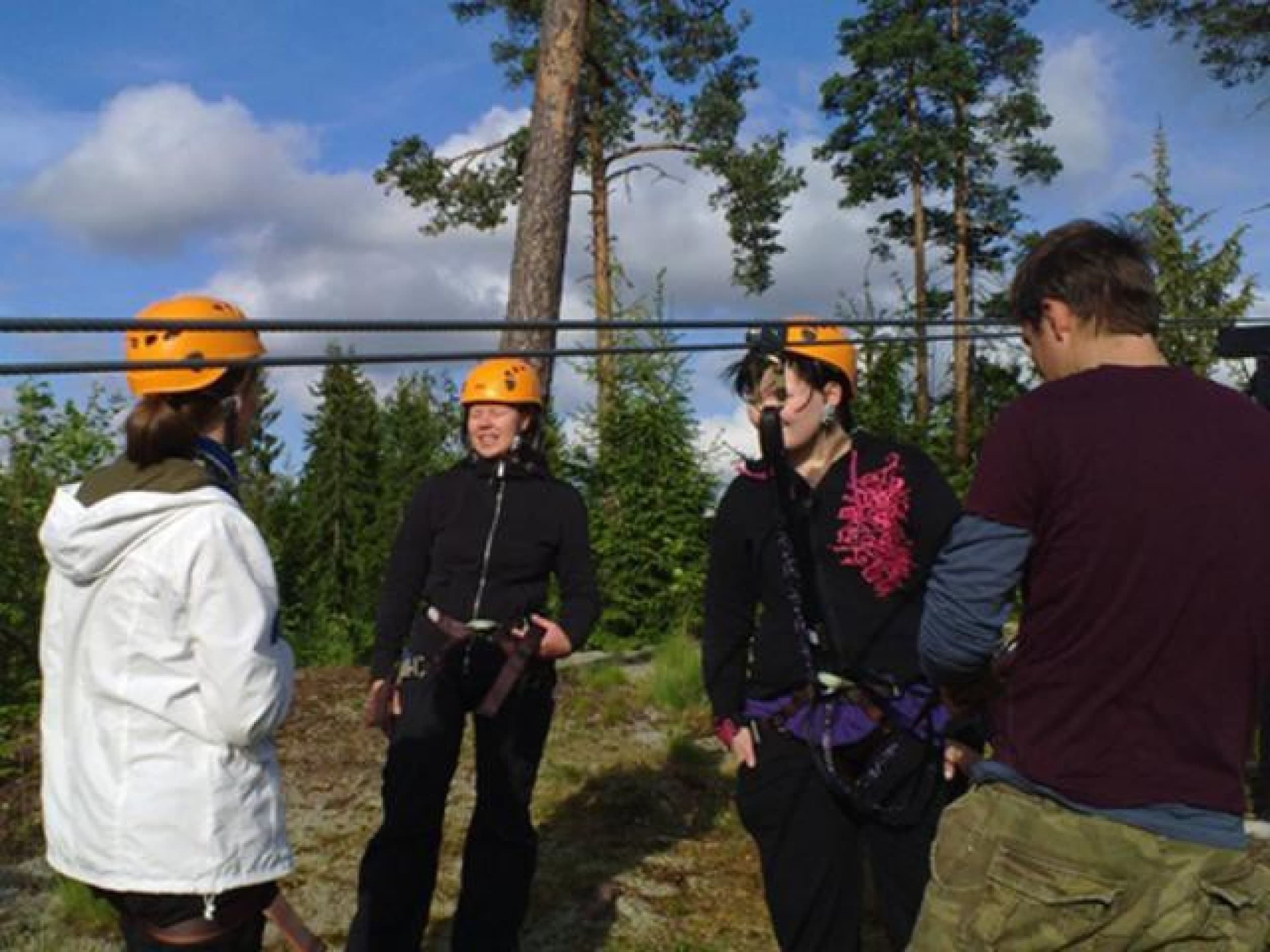 Vaijeriliuku neljälle | Nurmijärvi | Elamyslahjat