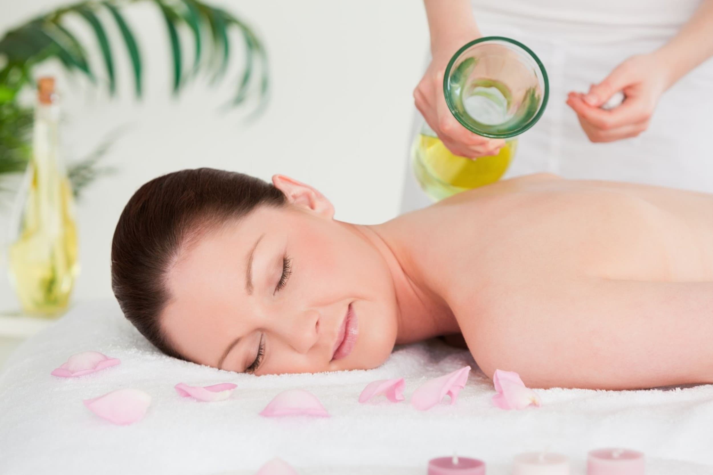 Rentouttava aromahieronta | Espoo | Elamyslahjat