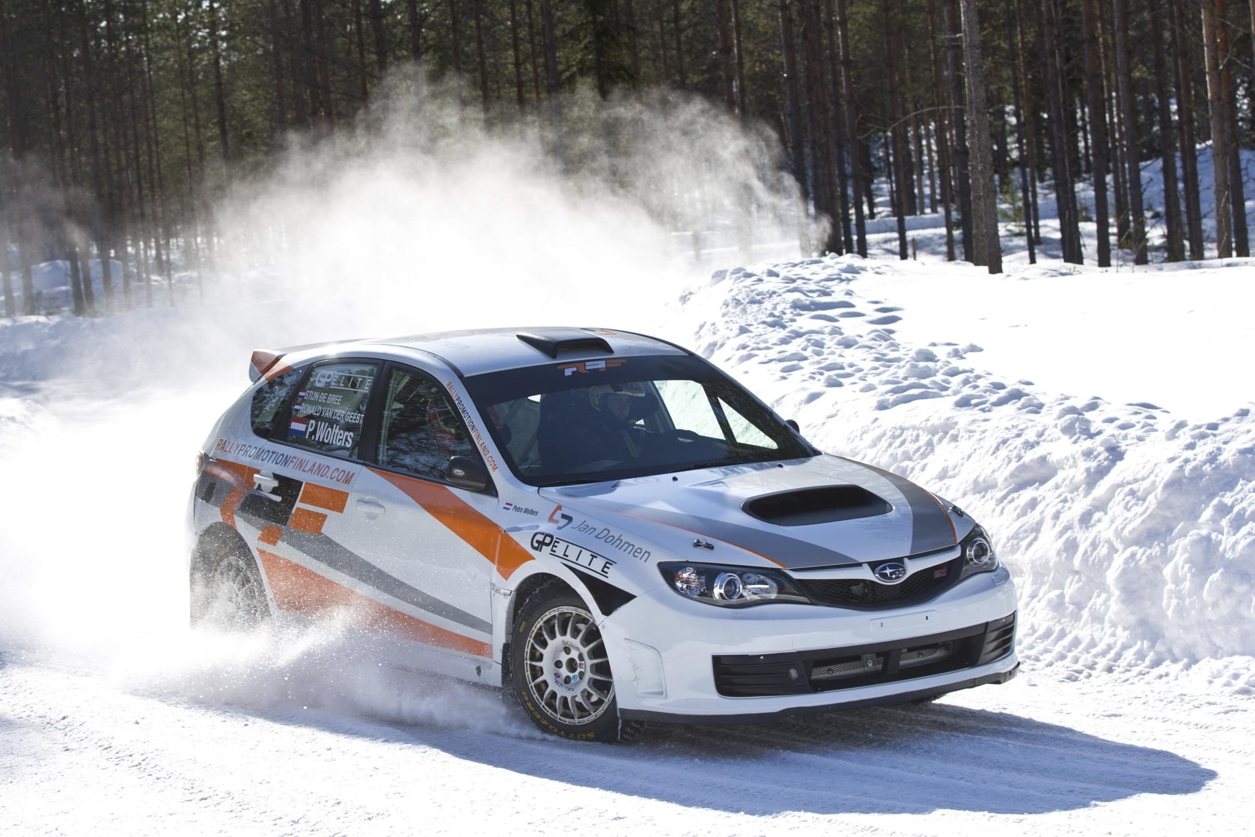 Rallikoulu nelivetoisella Subaru WRX Sti ralliautolla neljälle | Saukkola | Elamyslahjat