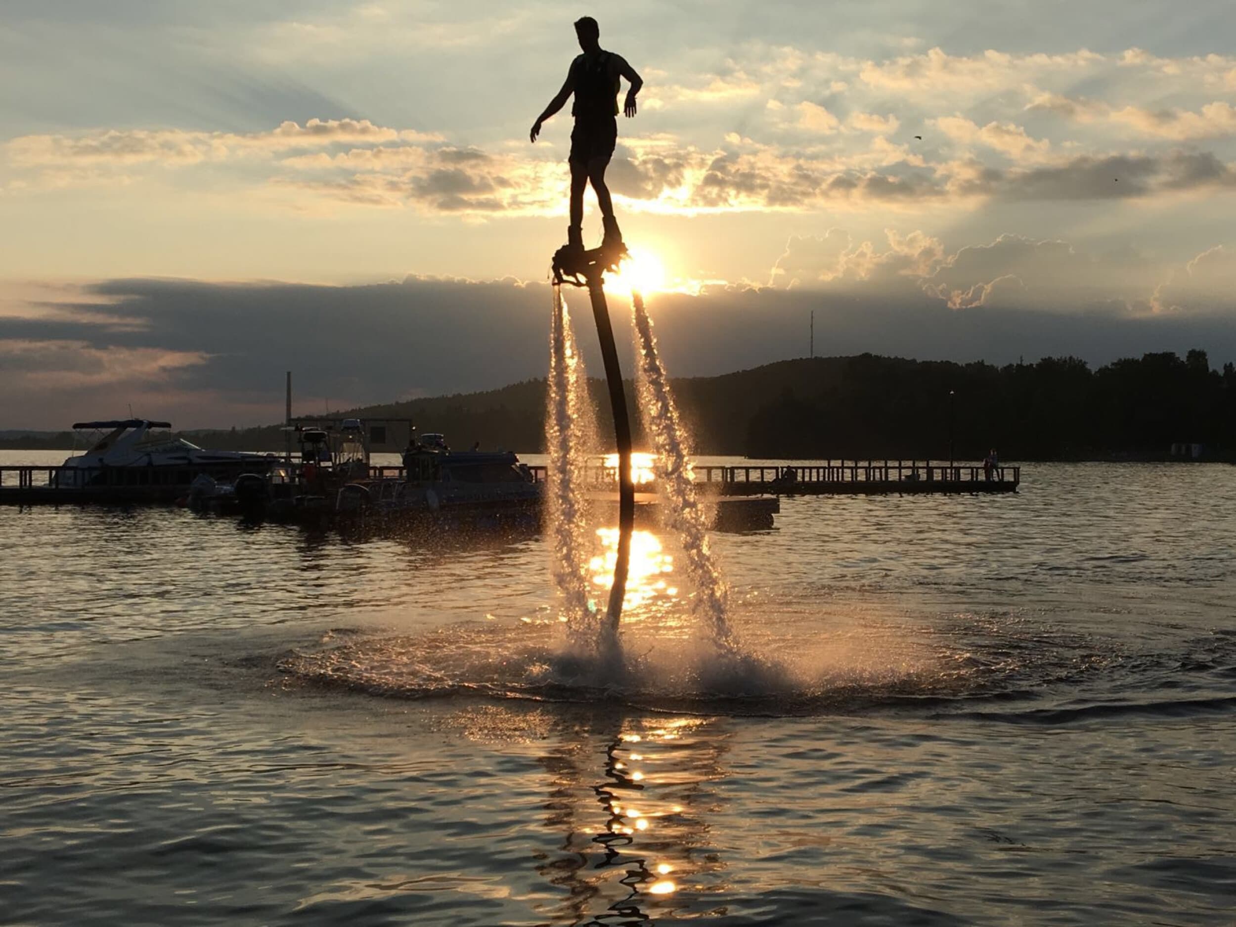 Flyboard 20min | Tampere | Elamyslahjat
