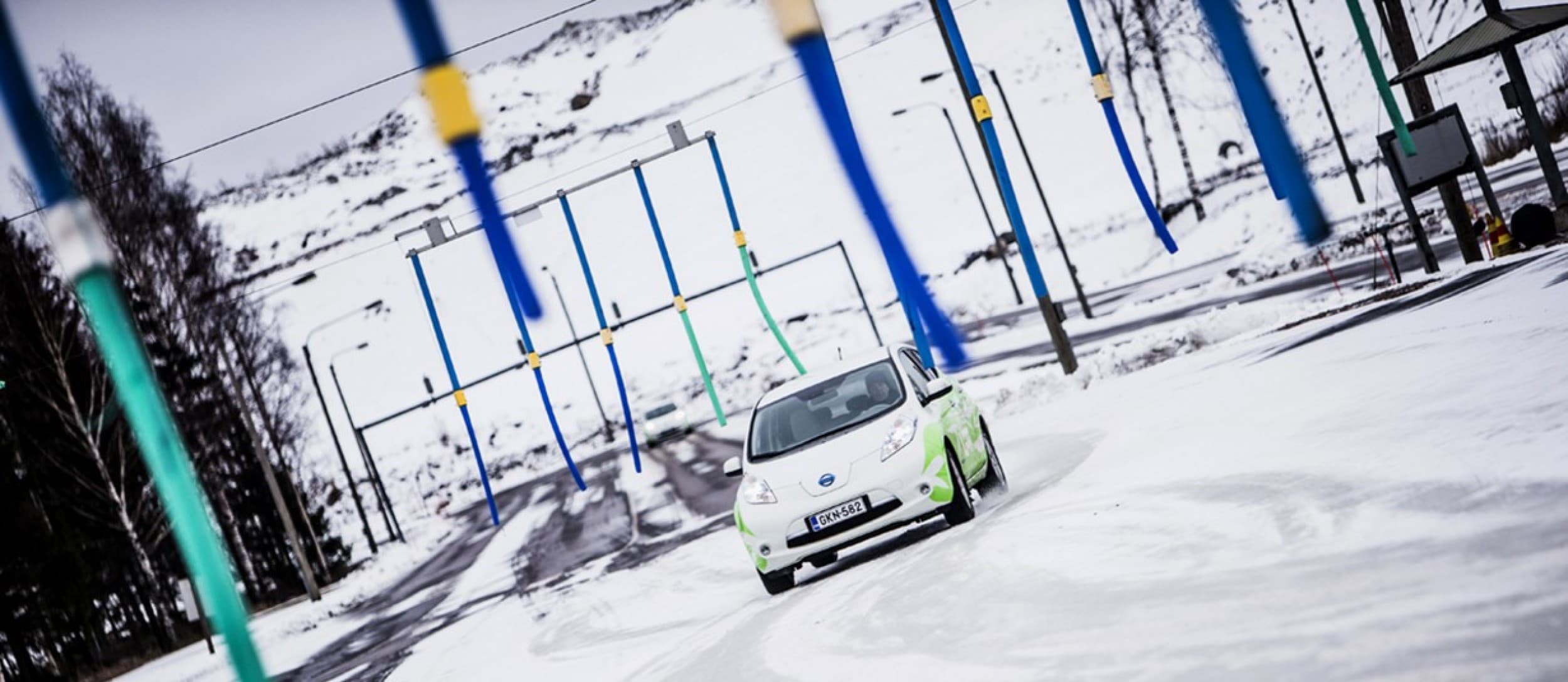 Elämyksellinen ajokokemus uudelle autolle tai nuorelle kuljettajalle | Vantaa | Nummela | Elamyslahjat