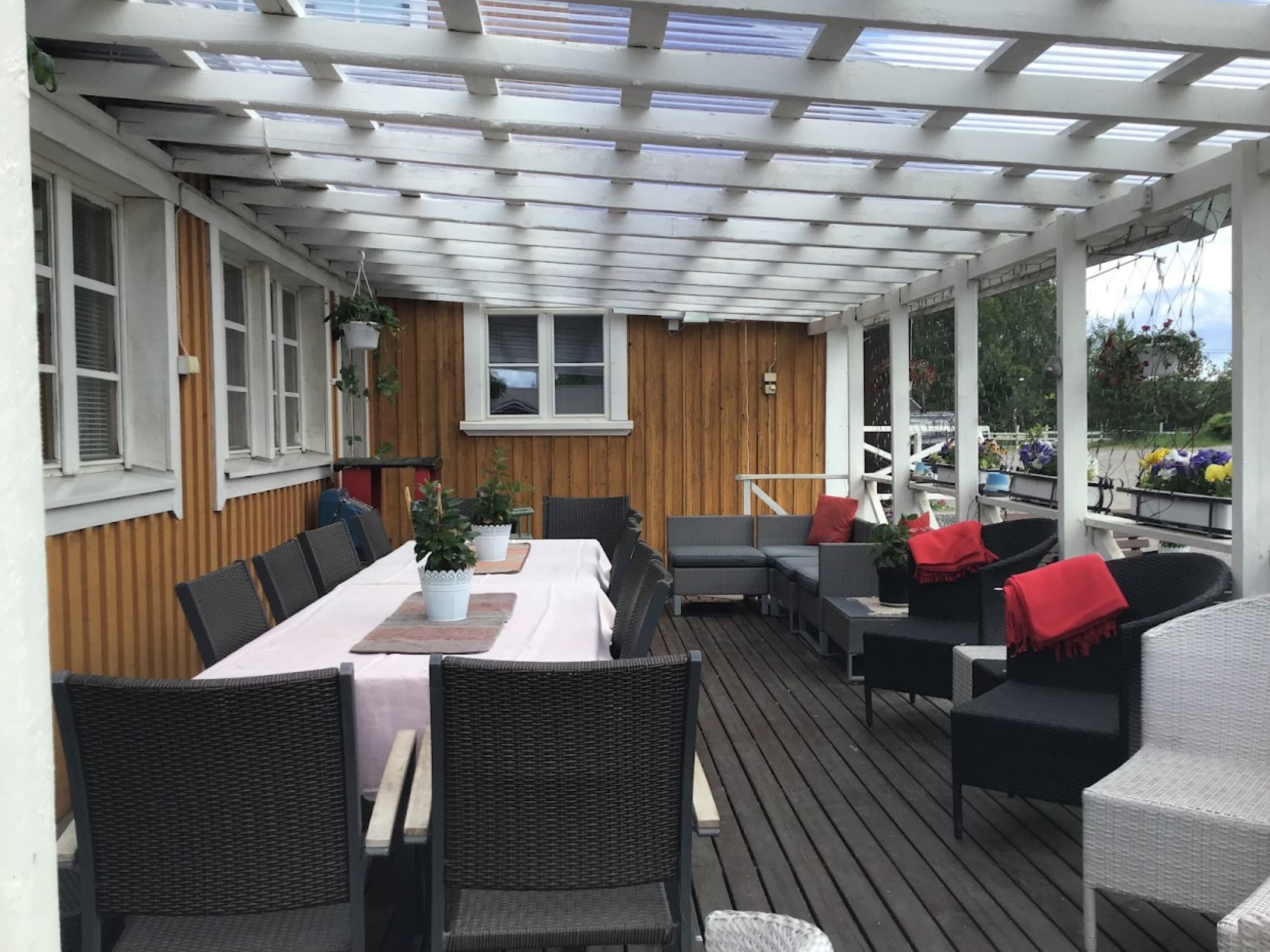 Aamiaismajoituspaketti perheelle maatilalla | Valkeakoski