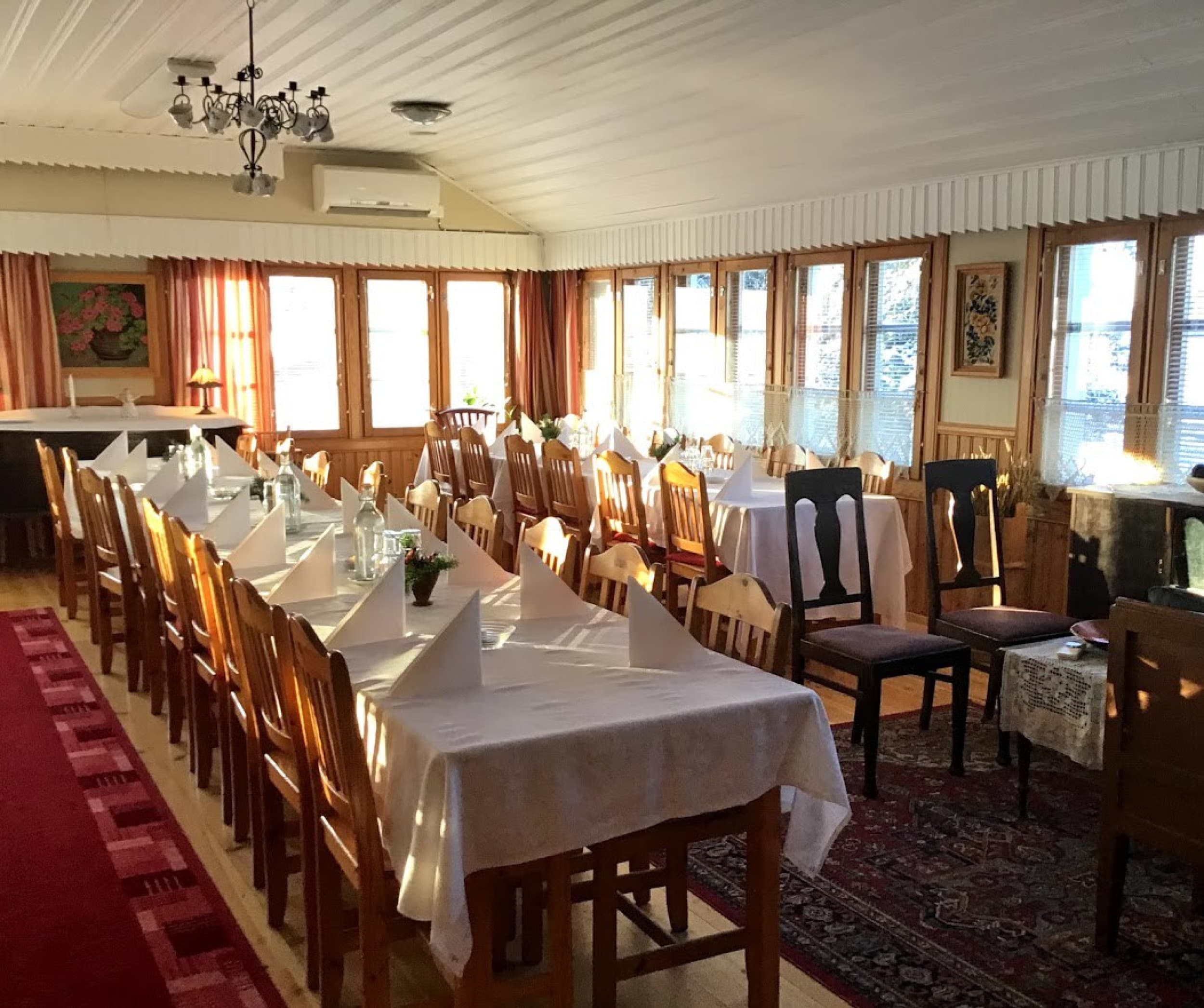 Aamiaismajoituspaketti perheelle maatilalla | Valkeakoski