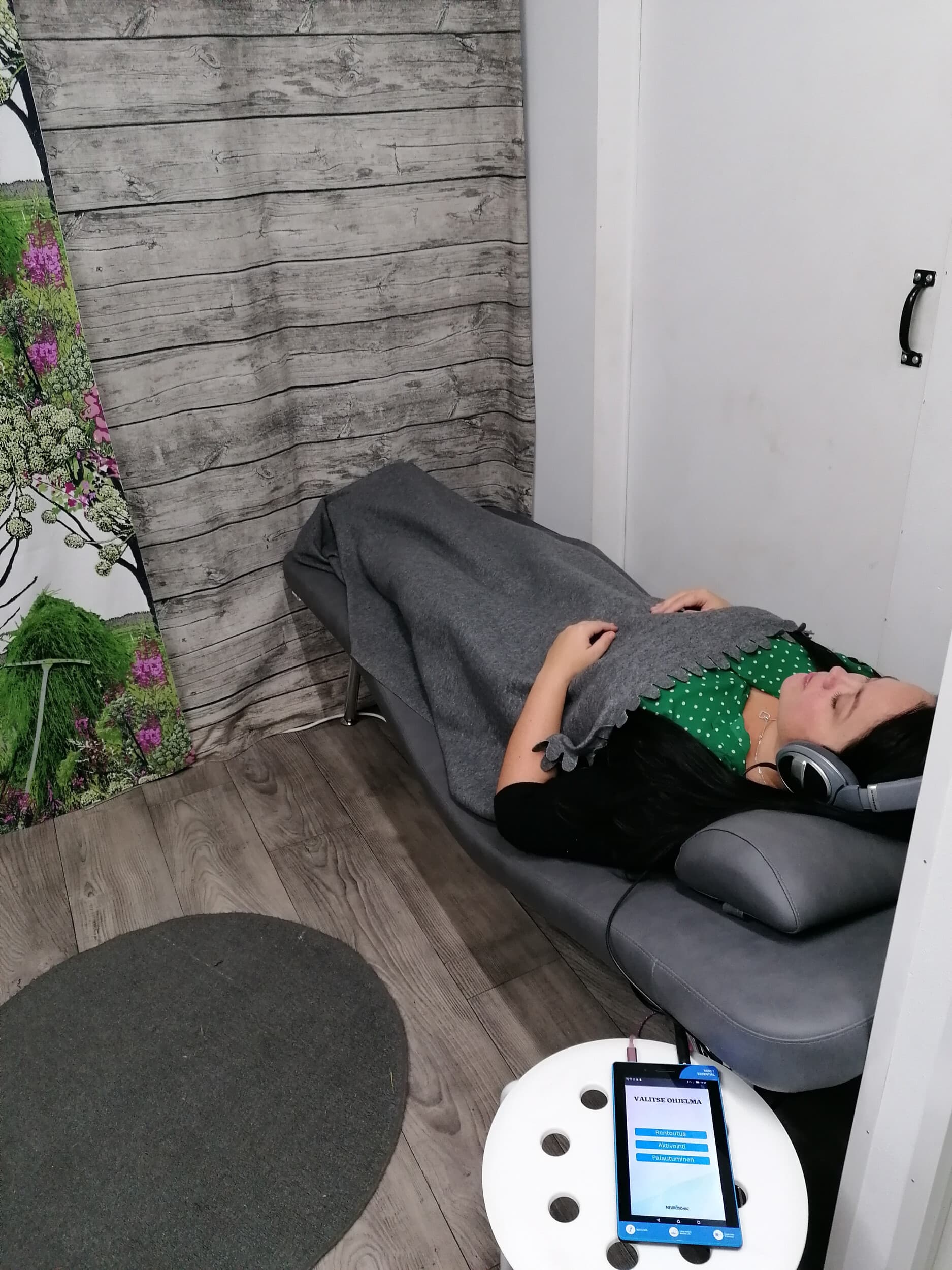 Neurosonic -värähtelyhoito 25 min | Lieto | Elamyslahjat