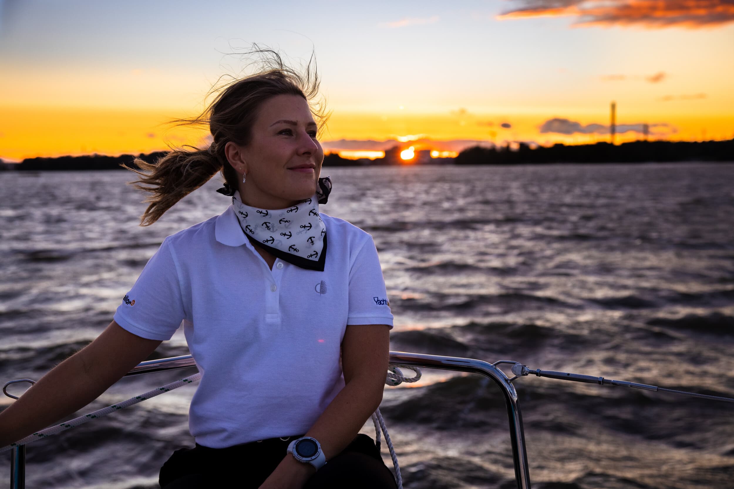 Sailing Camp 50 - Päivä meren aalloilla 10:lle | Helsinki | Elamyslahjat