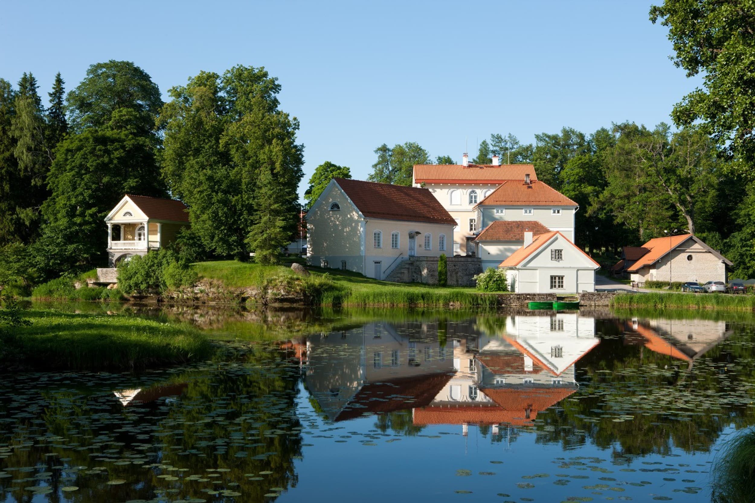 Loma Vihulan kartanossa - 30 € majoituslahjakortti | Viro