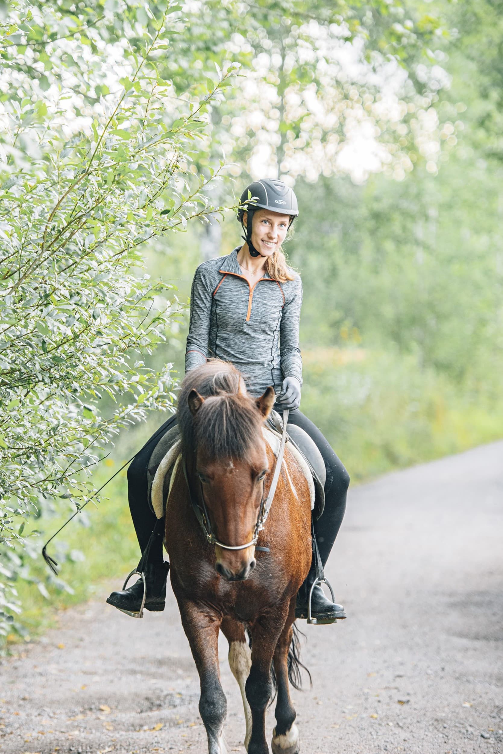 Kahden tunnin köpöttelyvaellus Issikalla | Järvenpää | Elamyslahjat