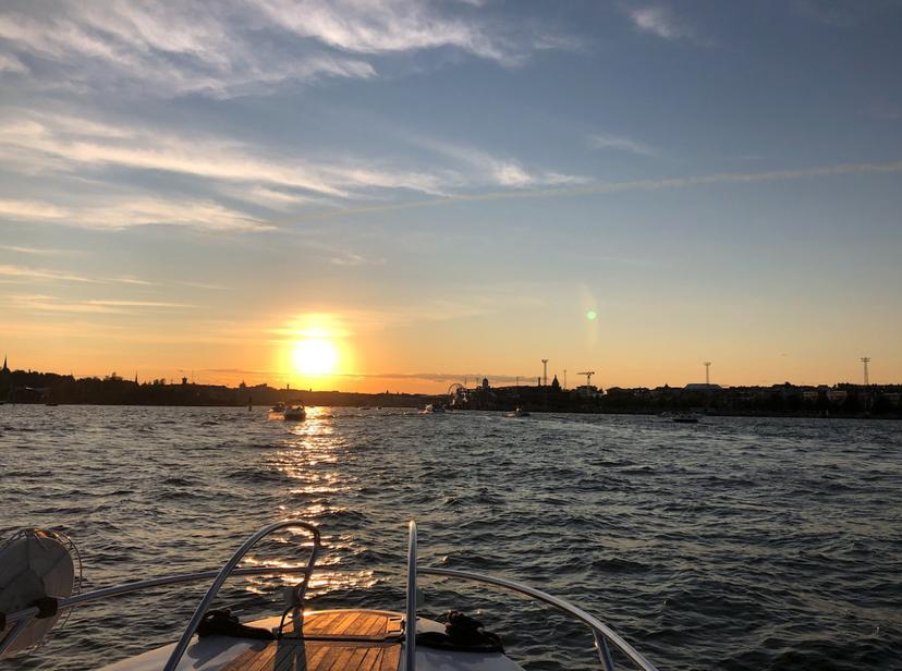 3 h saaristoristeily Helsingin edustalla (1-6 henkilöä) | Helsinki