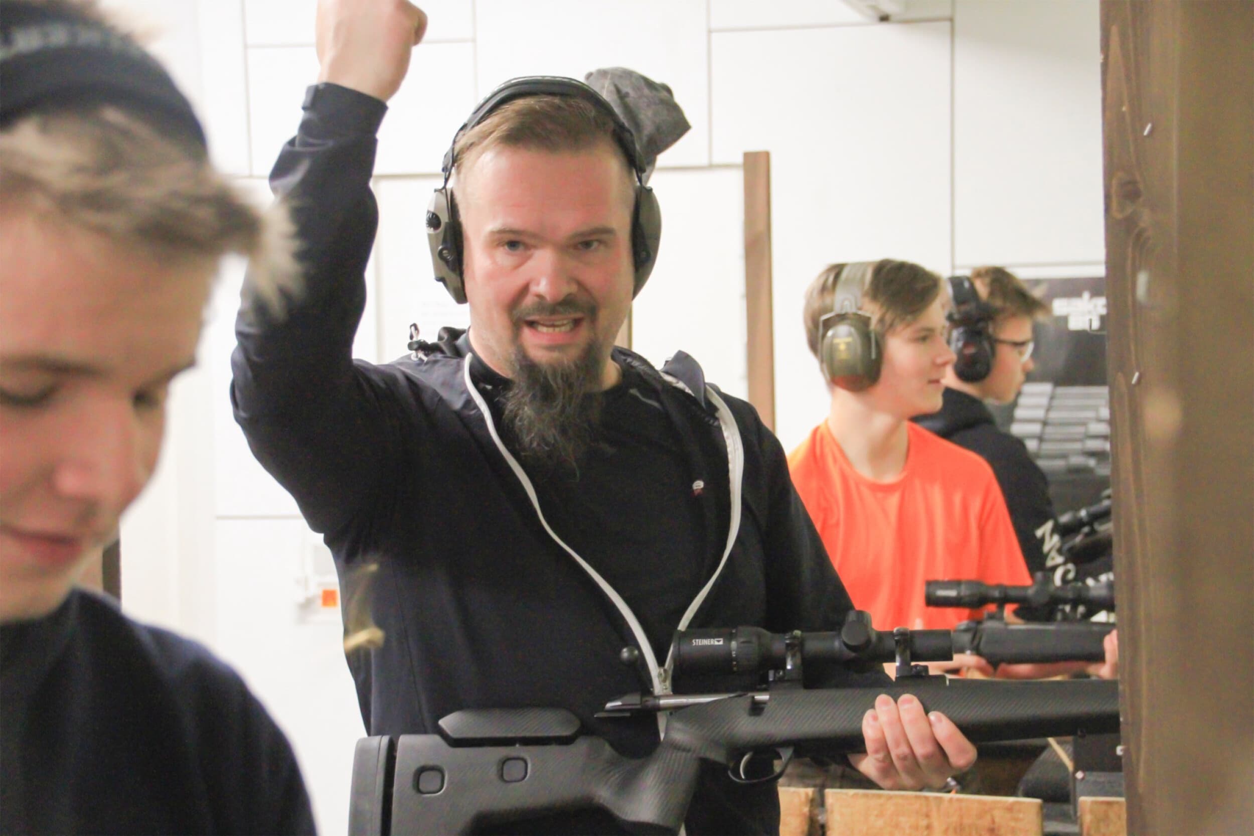 Yrityspaketti - Ammunta 4-8:lle (ma-to) | Lappeenranta | Elamyslahjat