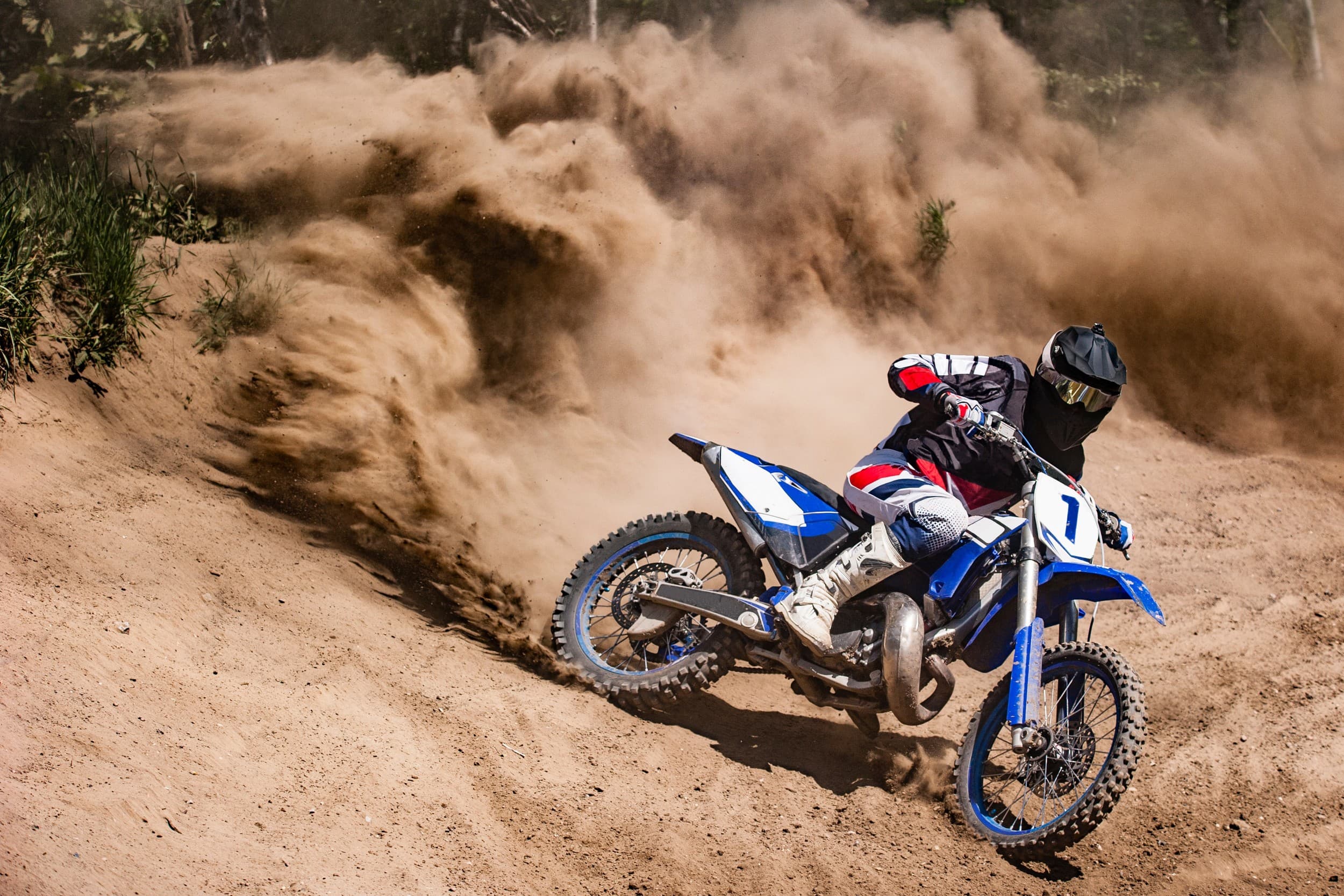 Enduro/motocross ajoelämys aikuiselle | Useampi paikkakunta | Elamyslahjat