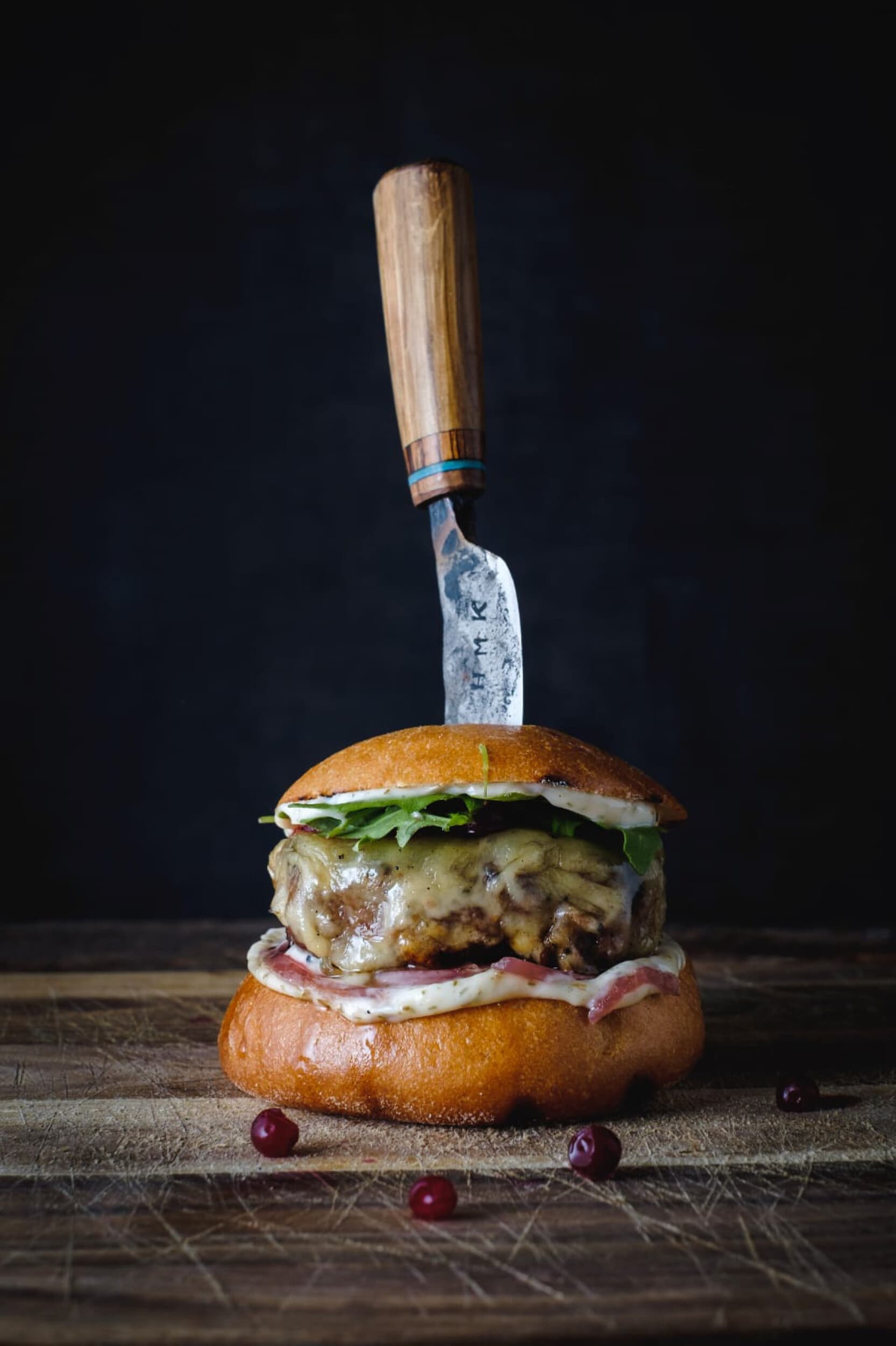 Ruokaelämys Burgers & Wine -ravintolassa 25 € | Helsinki | Elamyslahjat