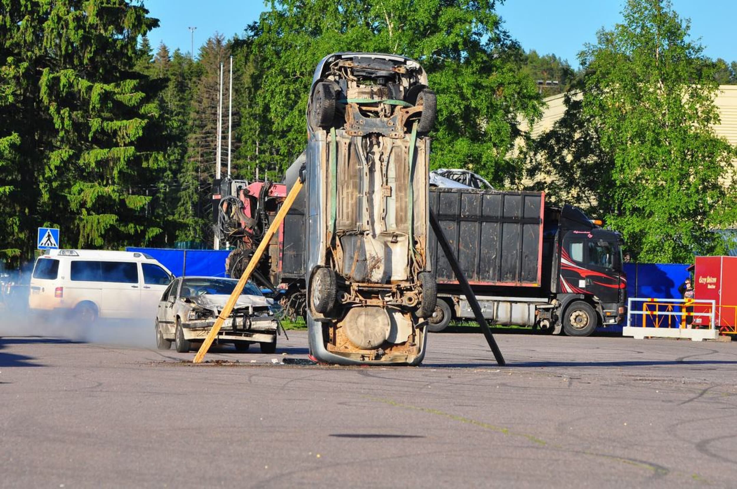 Monster truck -elämyspaketti | Kauhava