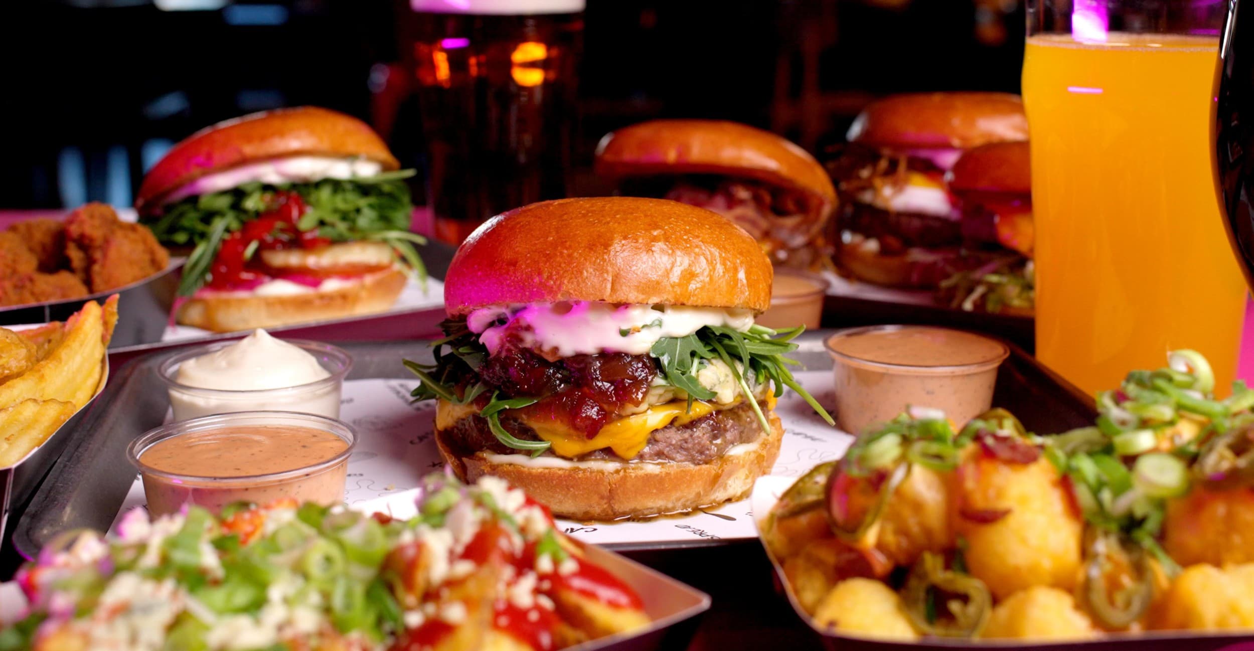 Avoin lahjakortti 50€ - Naughty BRGR | Tampere | Elamyslahjat