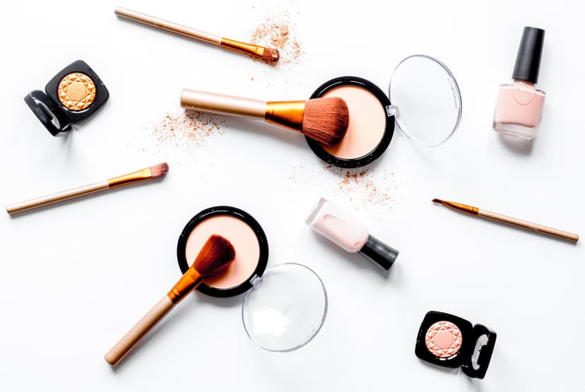 Hauska meikki-ilta neljälle | Oulu