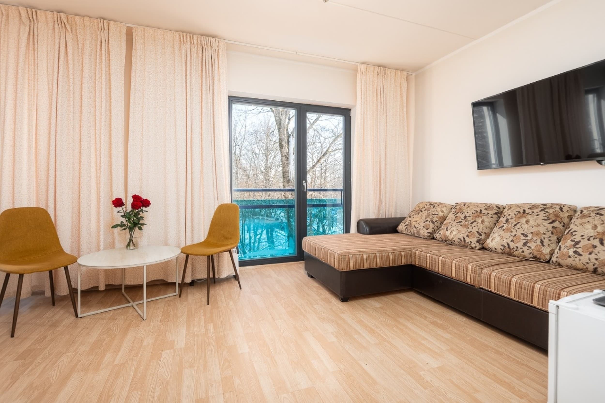 Viikonlopun Deluxe -perhepaketti Hotel Tammsaareen | Viro