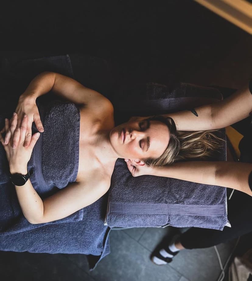 Vähän parempi hierontaelämys 45 min | Helsinki