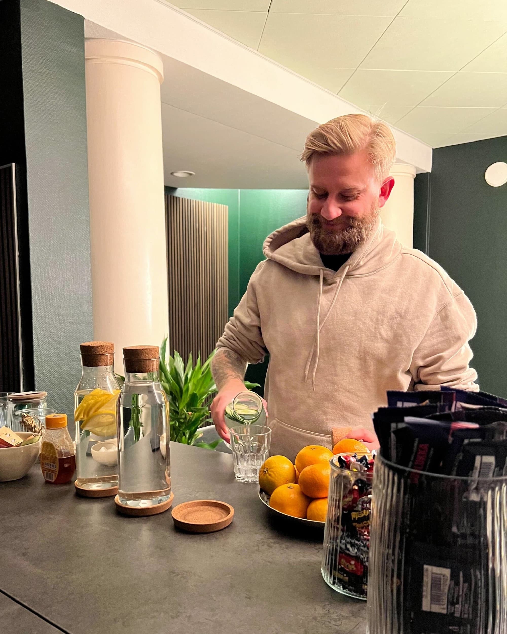 Vähän parempi hierontaelämys 45 min | Helsinki | Elamyslahjat