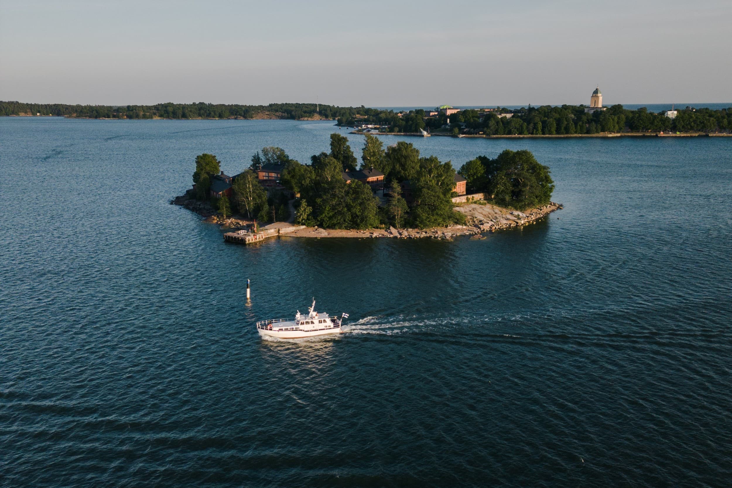 Saunaristeily M/Y Fortune 12 henkilölle (2h) | Helsinki | Elamyslahjat