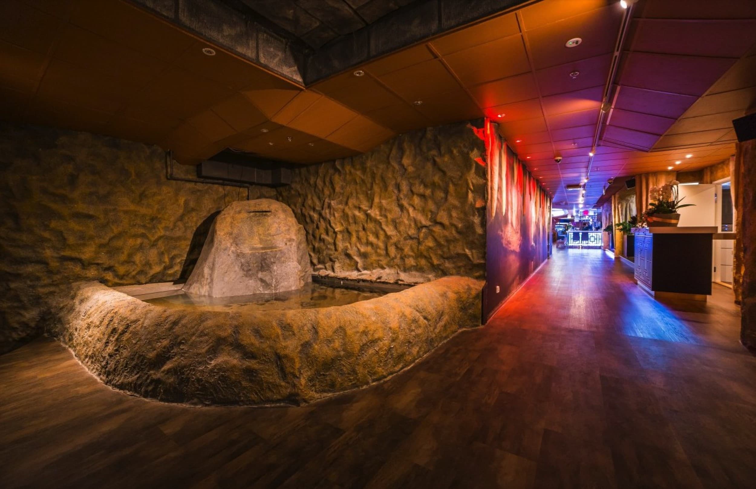 Buffet yhdelle - Ravintola Caverna | Helsinki