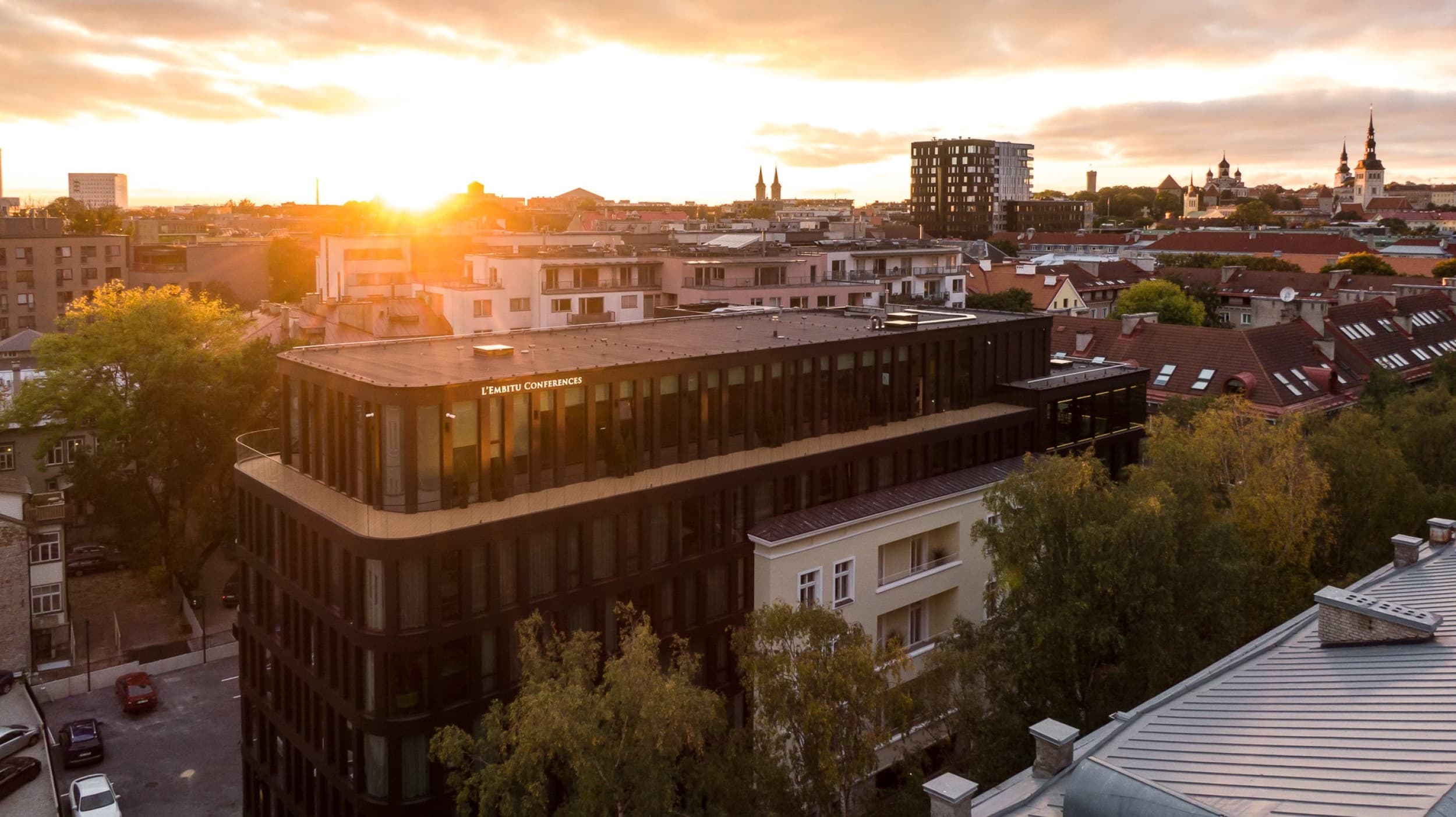 Majoituspaketti ylellisessä Mövenpick Hotellissa | Tallinna | Elamyslahjat