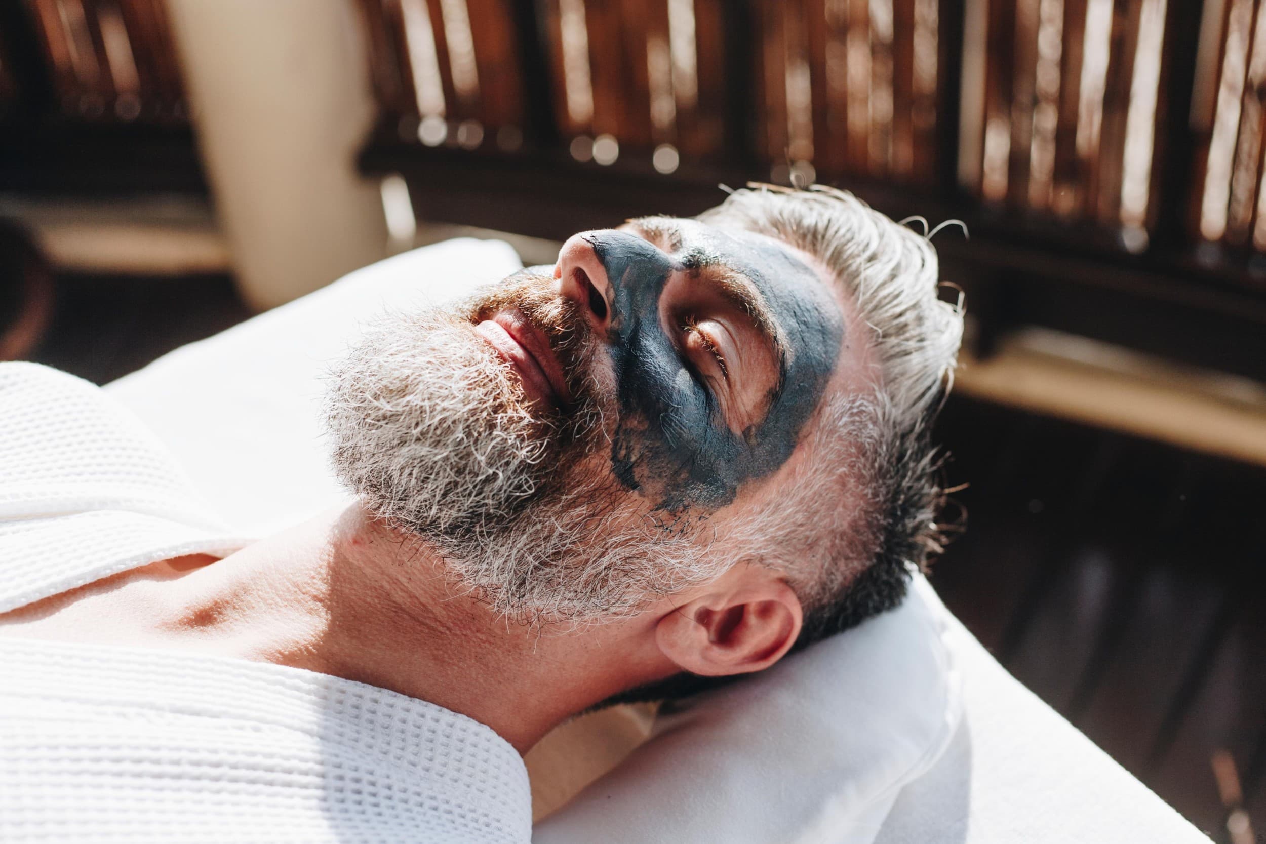 Men facial - Hemmottelupaketti miehille | Helsinki | Elamyslahjat