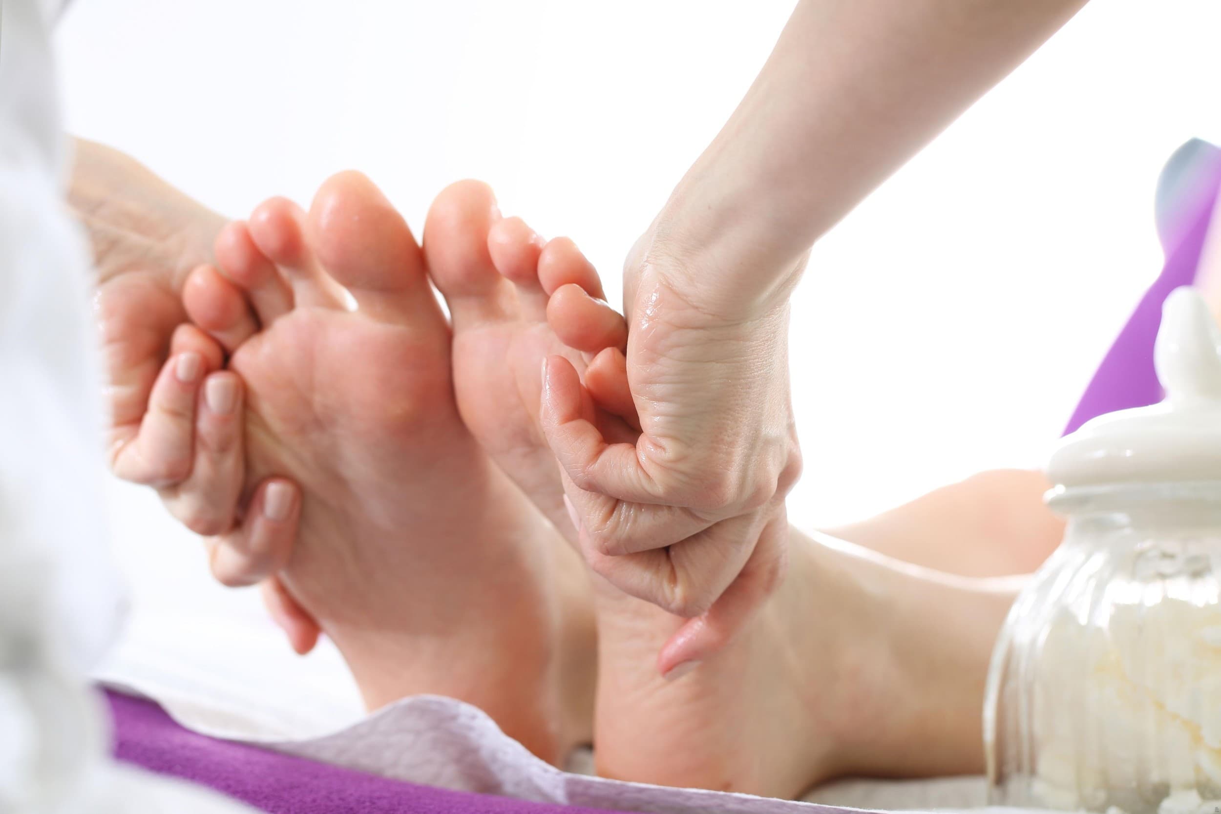 Hieronta ja vyöhyketerapia 90 min | Tampere | Elamyslahjat