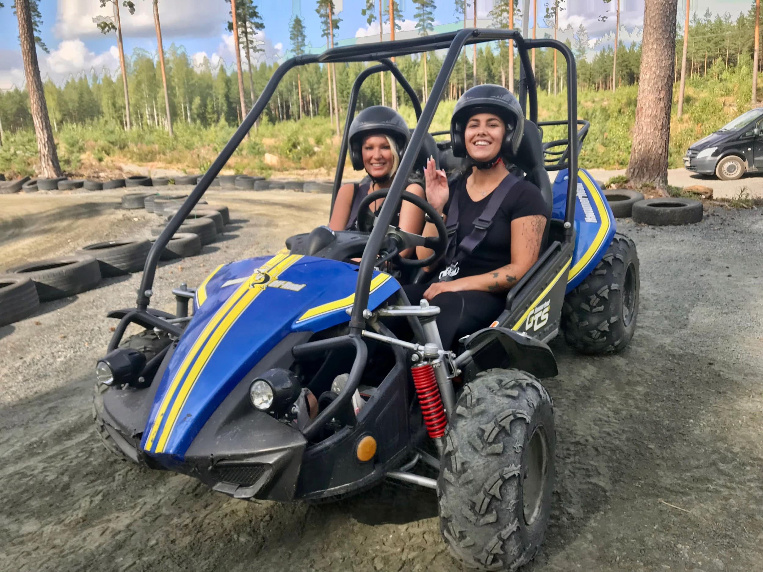 Seikkailupuisto & Buggy-karting yhdelle - Elämyspuisto Hiidenlinna Park Resort | Somero | Elamyslahjat