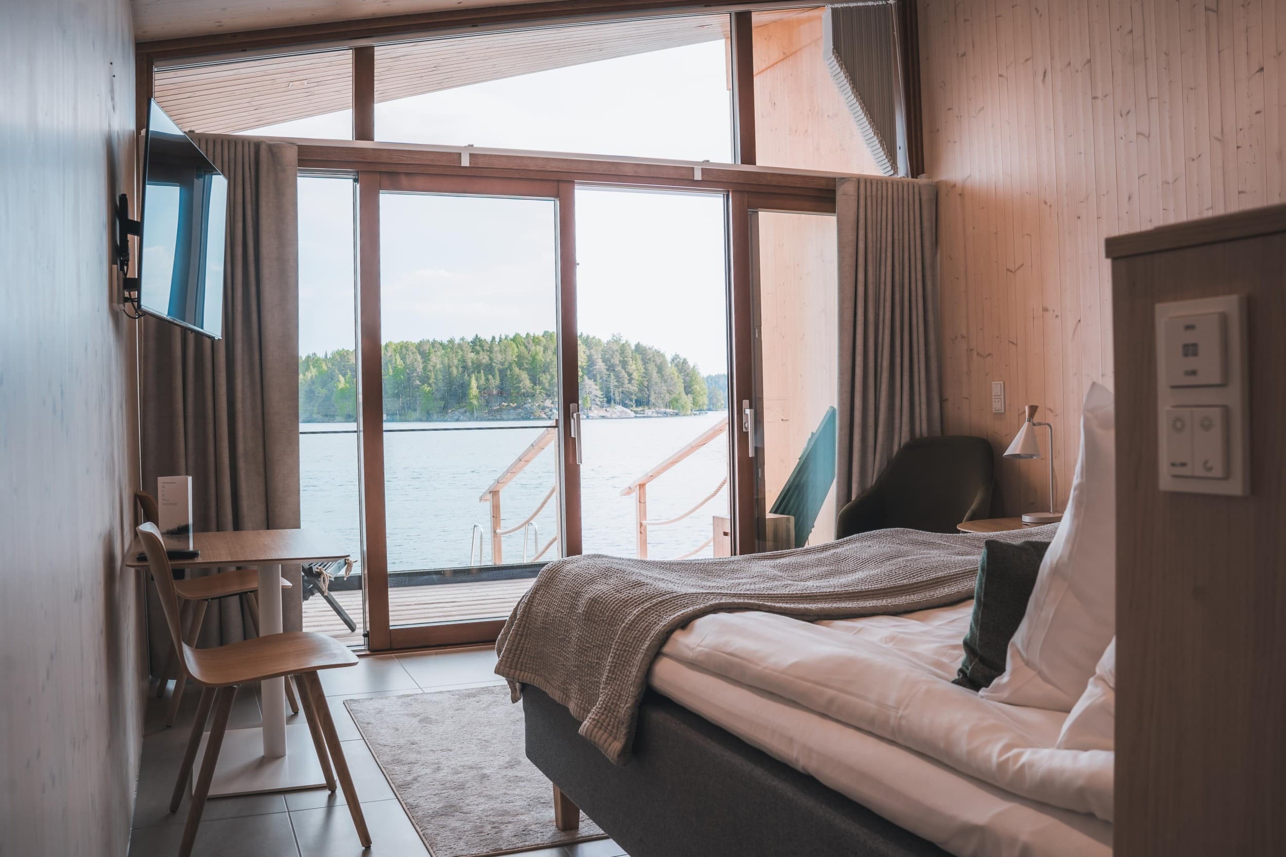 Yhden yön majoitus Bella-sviitissä saunalla (2 hlö) | Kuopio | Elamyslahjat