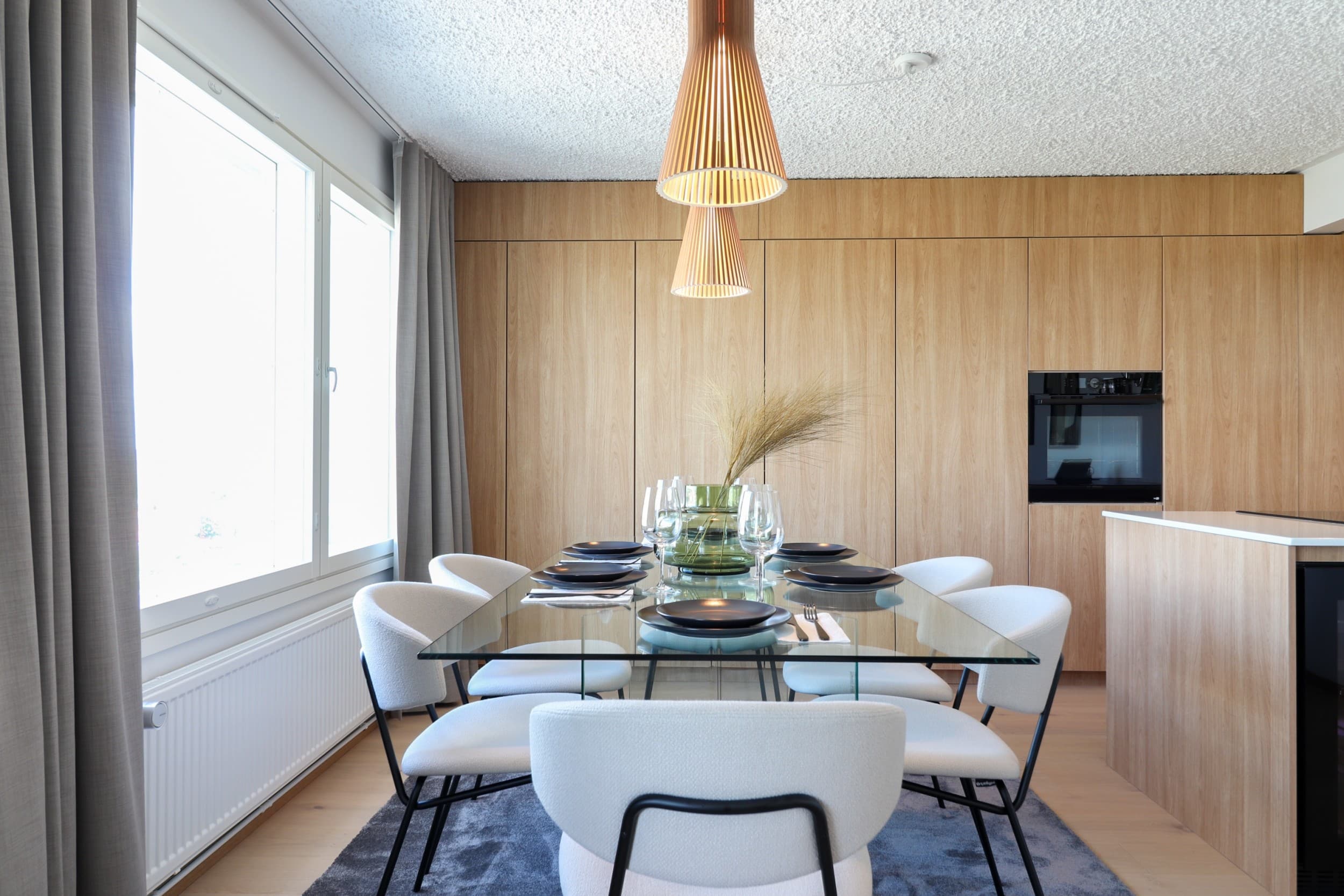 Romanttinen hemmotteluyö kahdelle Prime Penthousessa | Pori