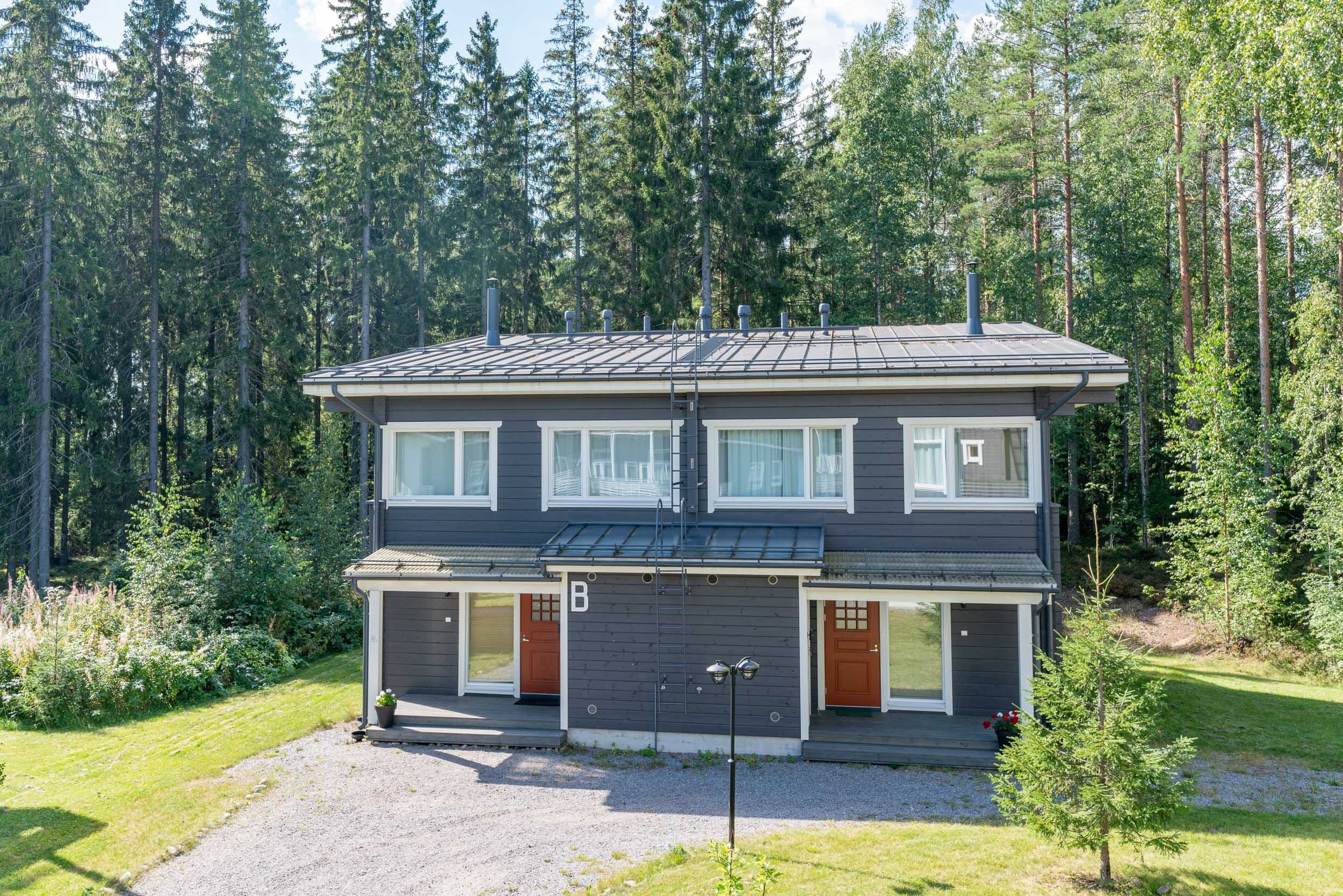Kolmen yön lomaelämys Metsästäjän-huoneistossa 2-6:lle | Saimaa | Elamyslahjat