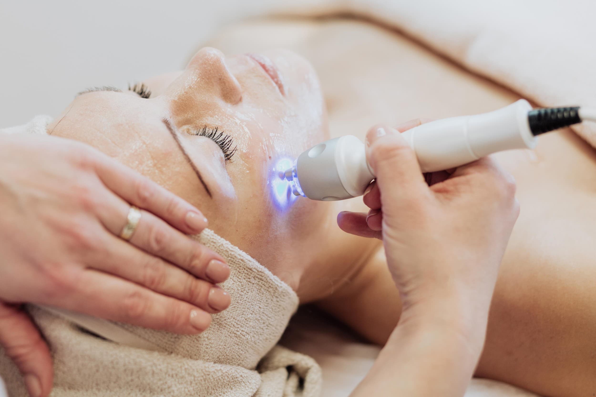 Profhilo - anti-aging hoito | Helsinki | Elamyslahjat