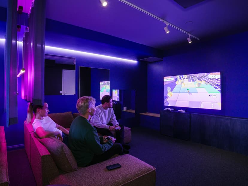 Yksityinen pelitila kahdeksalle 3h | Helsinki