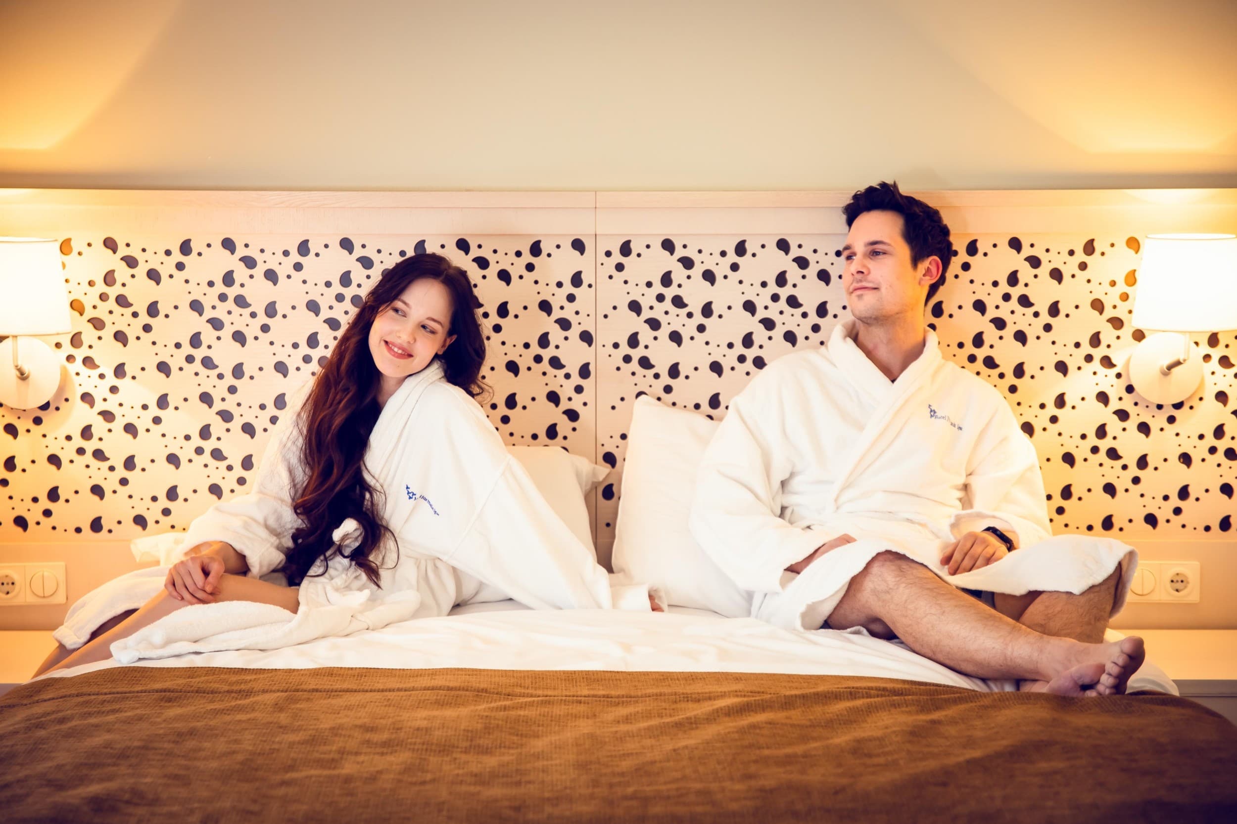 Kevät- ja syyskauden kylpyläpaketti Premium-huoneessa kahdelle (3 yötä) - Hotel Jurmala Spa | Latvia | Elamyslahjat