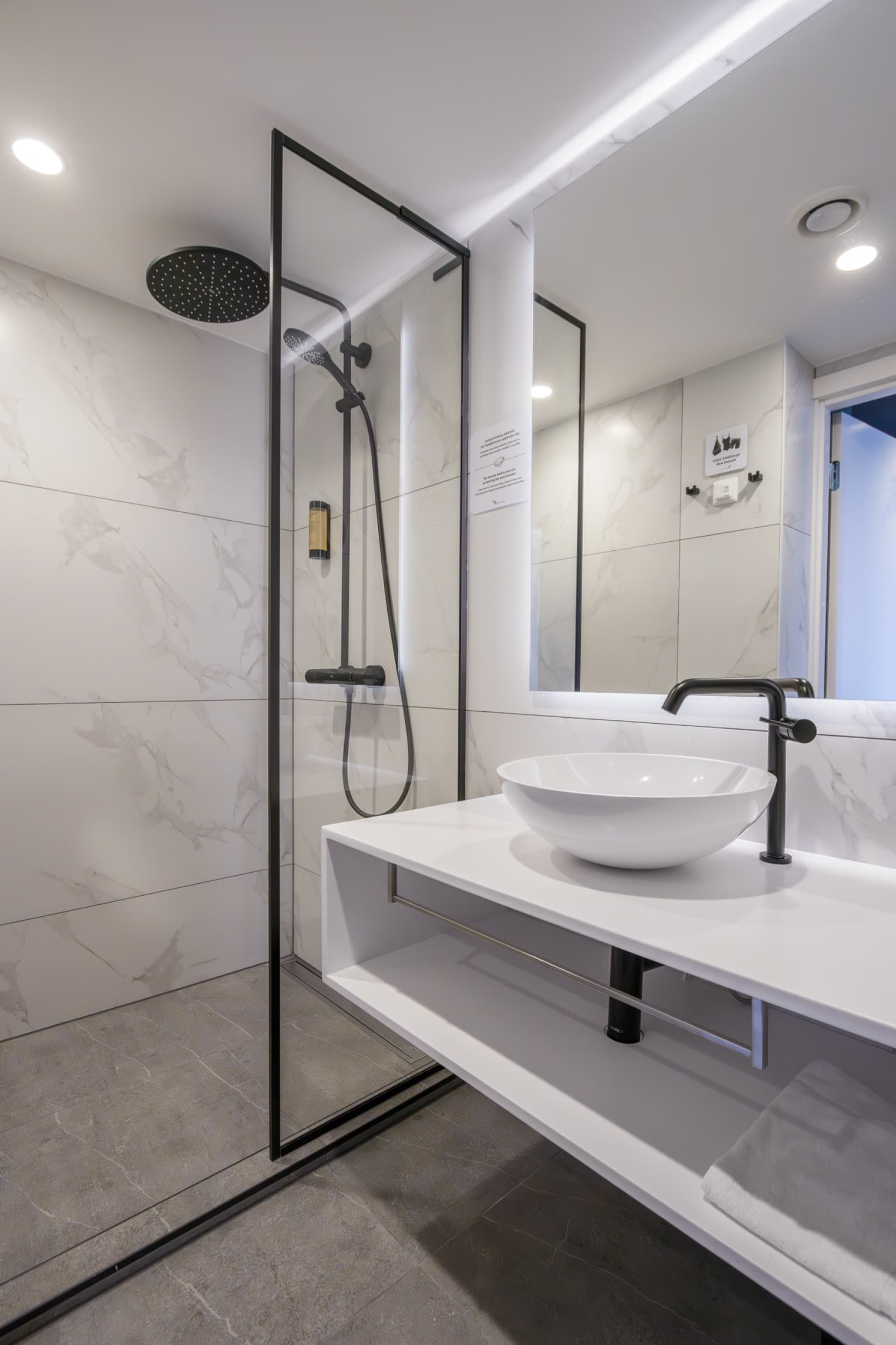 Kesäkauden majoituspaketti Comfort-huoneessa kahdelle (3 yötä) - Hotel Jurmala Spa | Latvia | Elamyslahjat