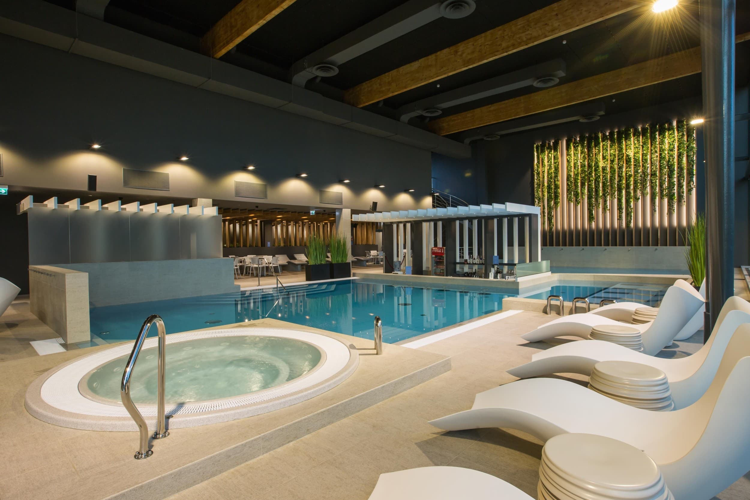 Kesäkauden majoituspaketti Comfort-huoneessa kahdelle (2 yötä) - Hotel Jurmala Spa | Latvia | Elamyslahjat