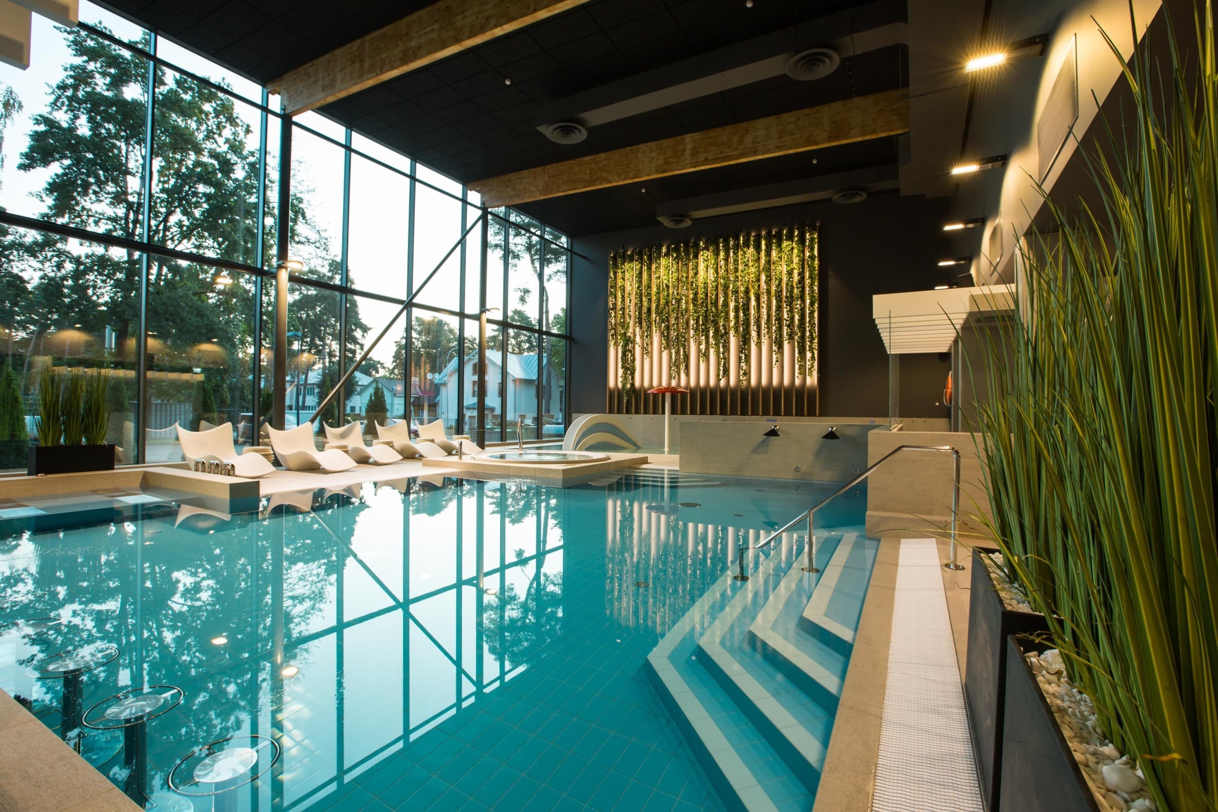Kesäkauden majoituspaketti Comfort-huoneessa kahdelle (2 yötä) - Hotel Jurmala Spa | Latvia | Elamyslahjat