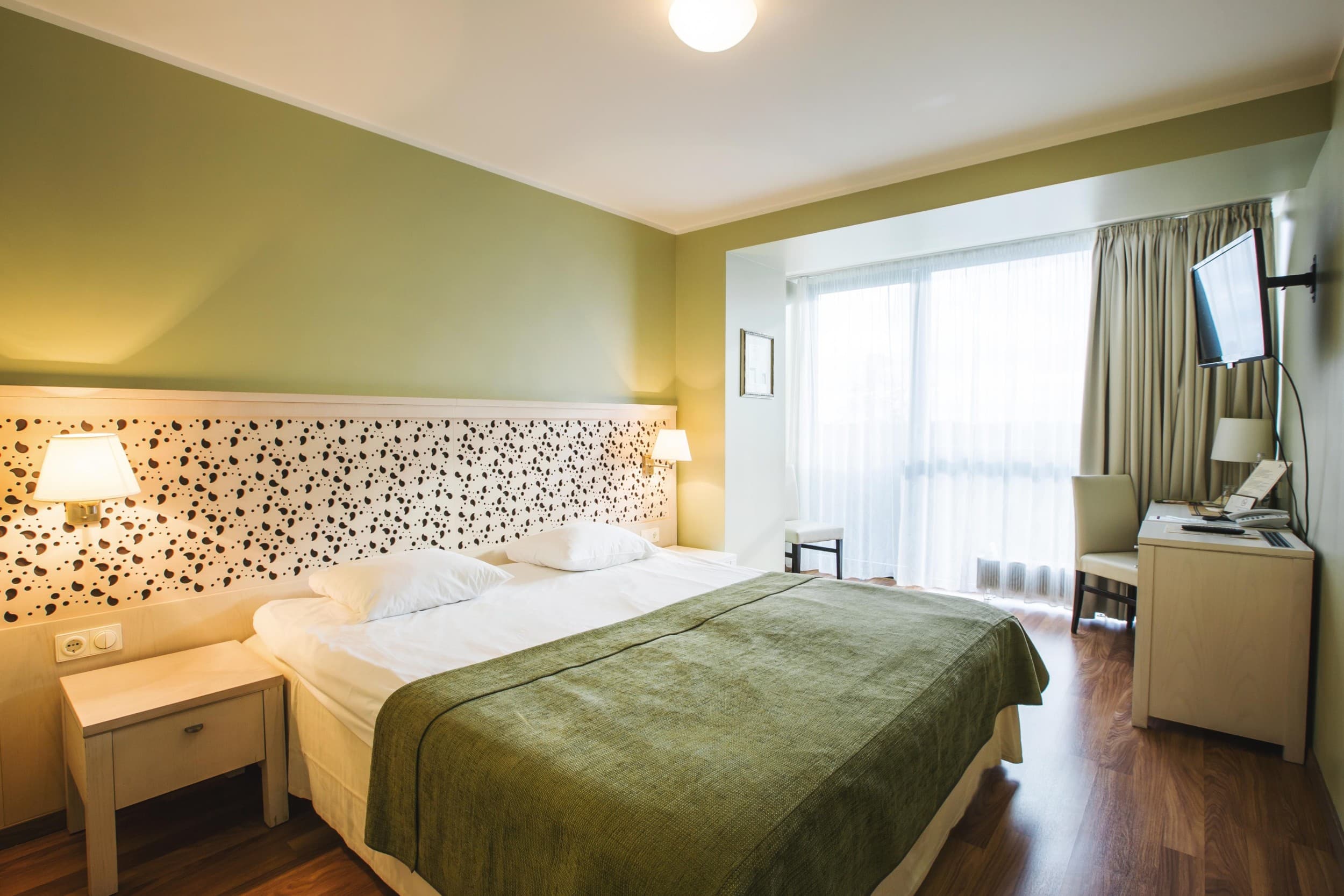 Kesäkauden majoitus Comfort-huoneessa kahdelle (2 yötä) - Hotel Jurmala Spa | Latvia | Elamyslahjat
