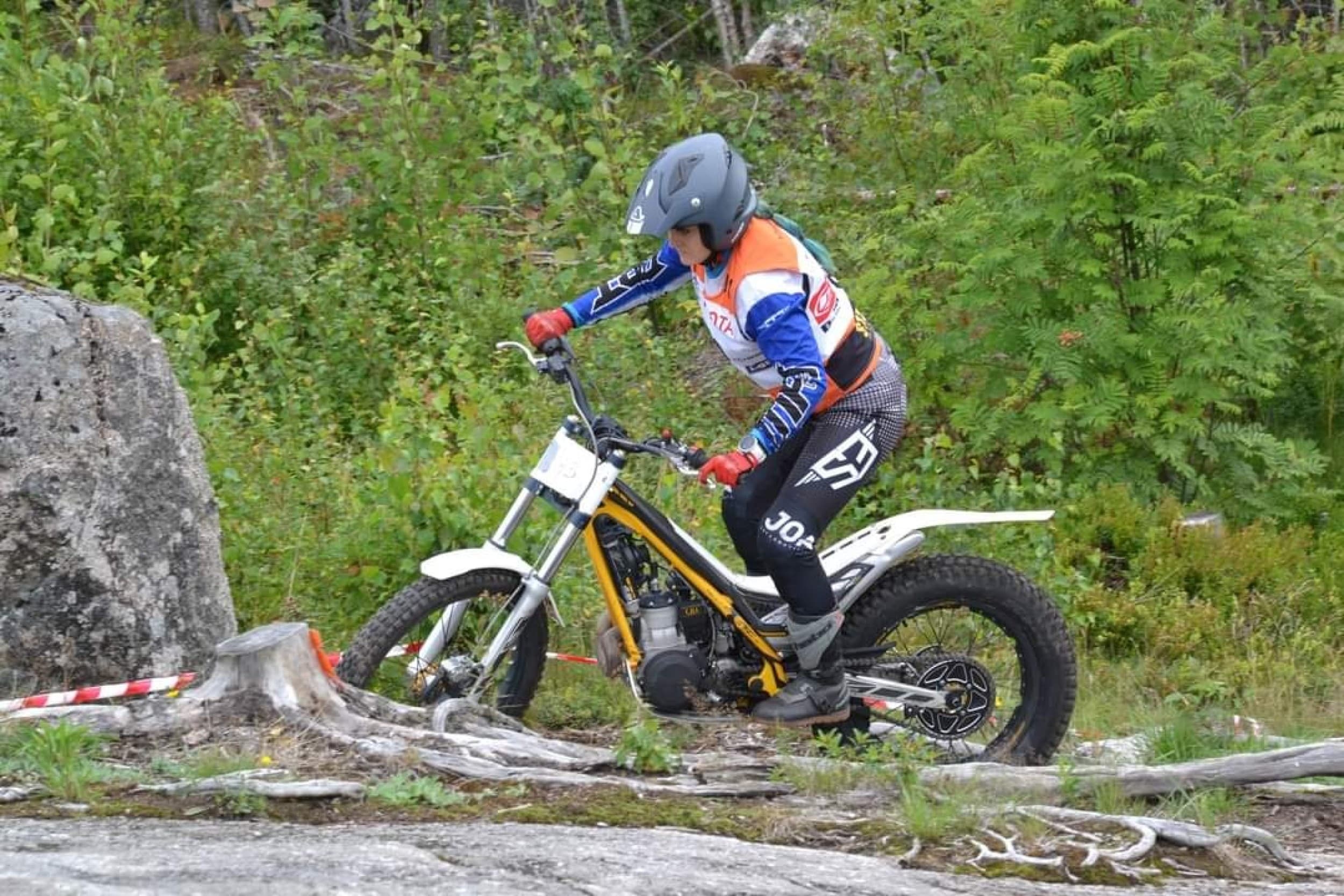 Trial ajoelämys aikuiselle | Vantaa | Kirkkonummi