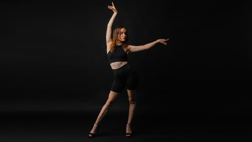 Tanssia korkkareissa, catwalkia ja poseerauksia (2-5hlö) | Pääkaupunkiseutu | Tampere | Turku