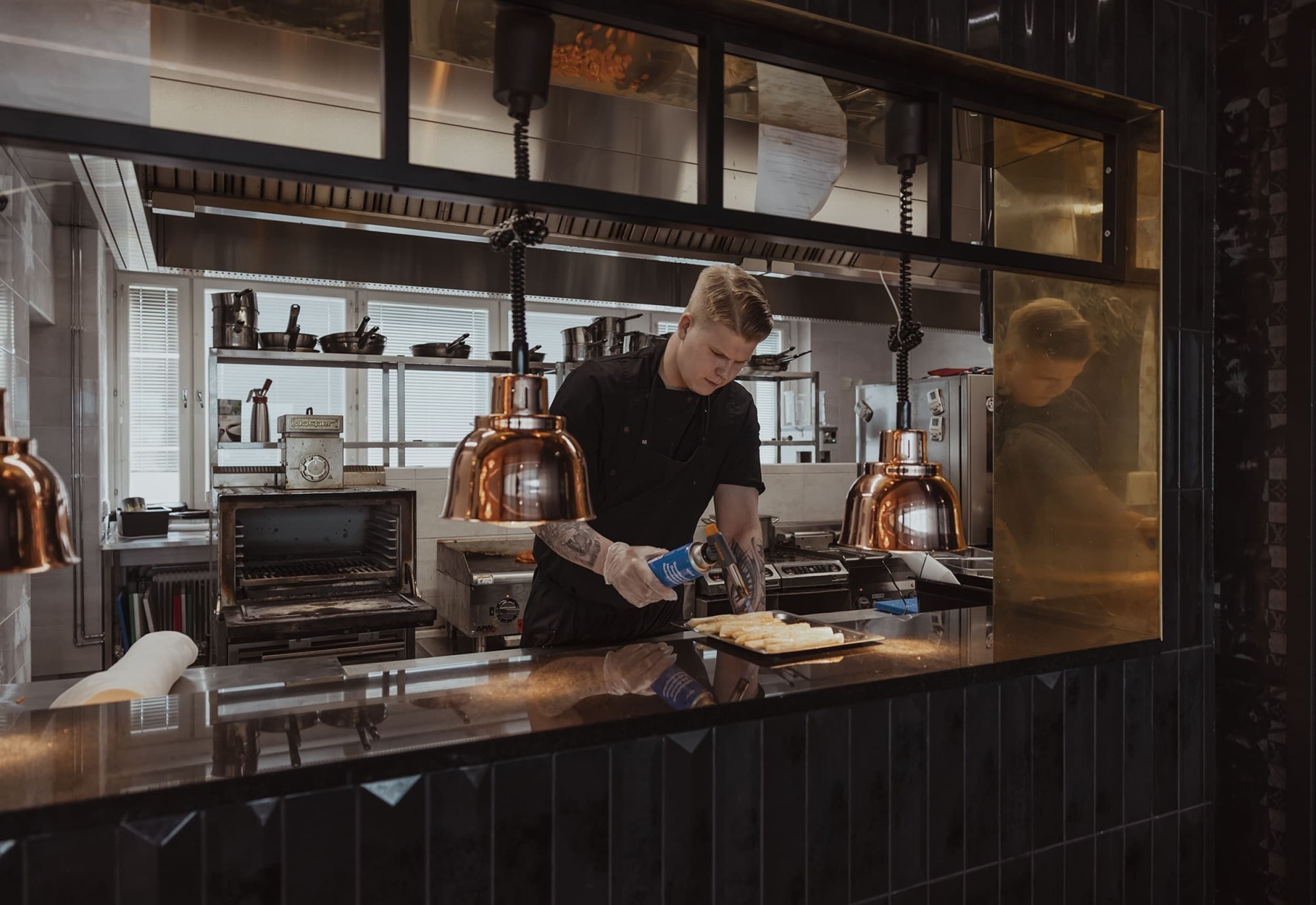 Neljän ruokalajin illallinen Ravintola Ponsissa kahdelle | Tampere