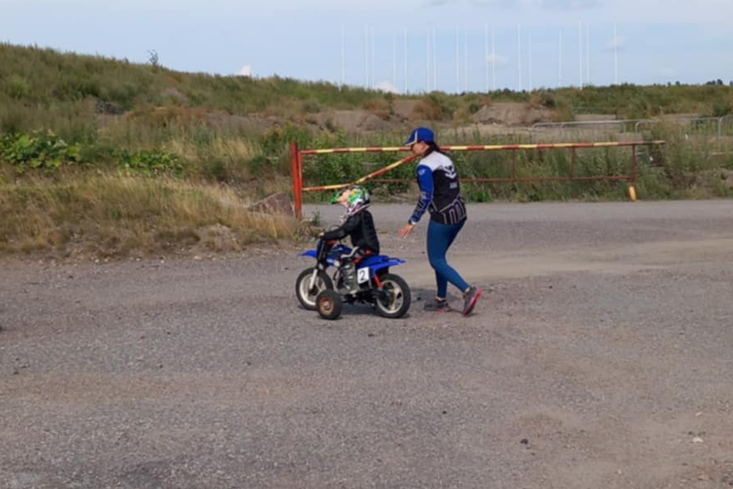Mini junior motocross ajoelämys | Vantaa