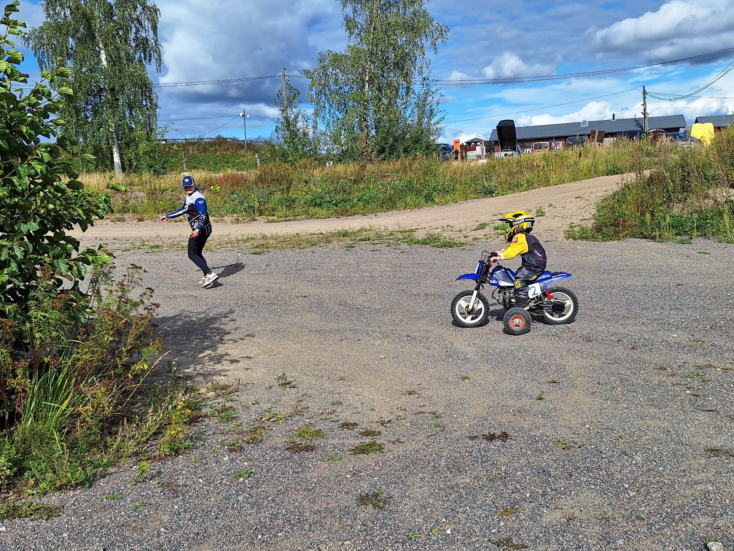 Mini junior motocross ajoelämys | Vantaa