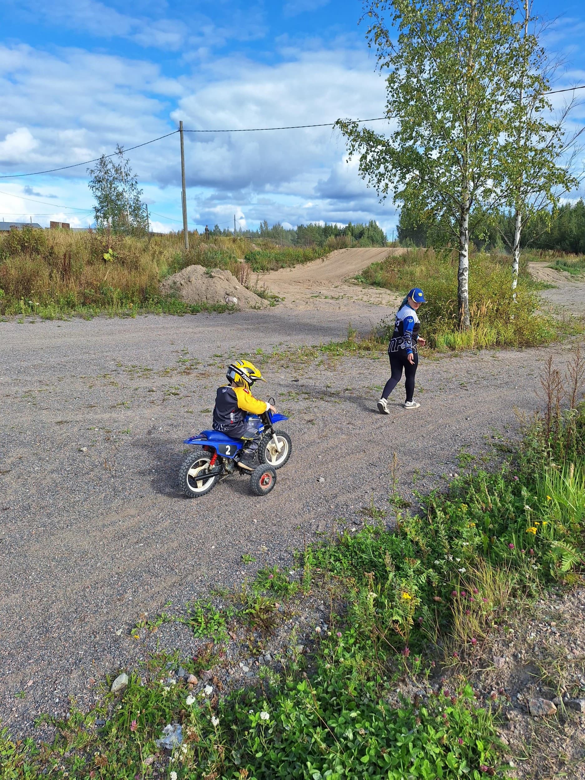 Mini junior motocross ajoelämys | Vantaa