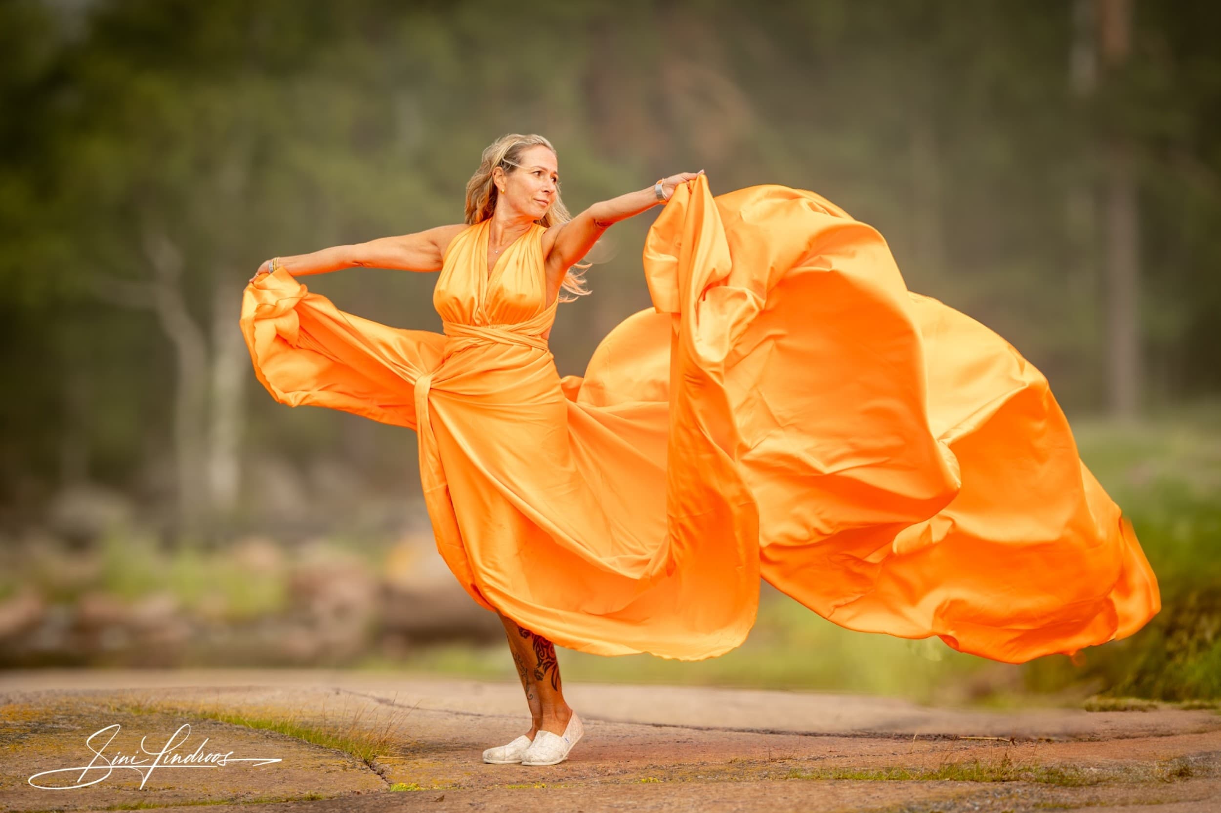 Flying Dress valokuvaus (2hlö) | Espoo | Porvoo