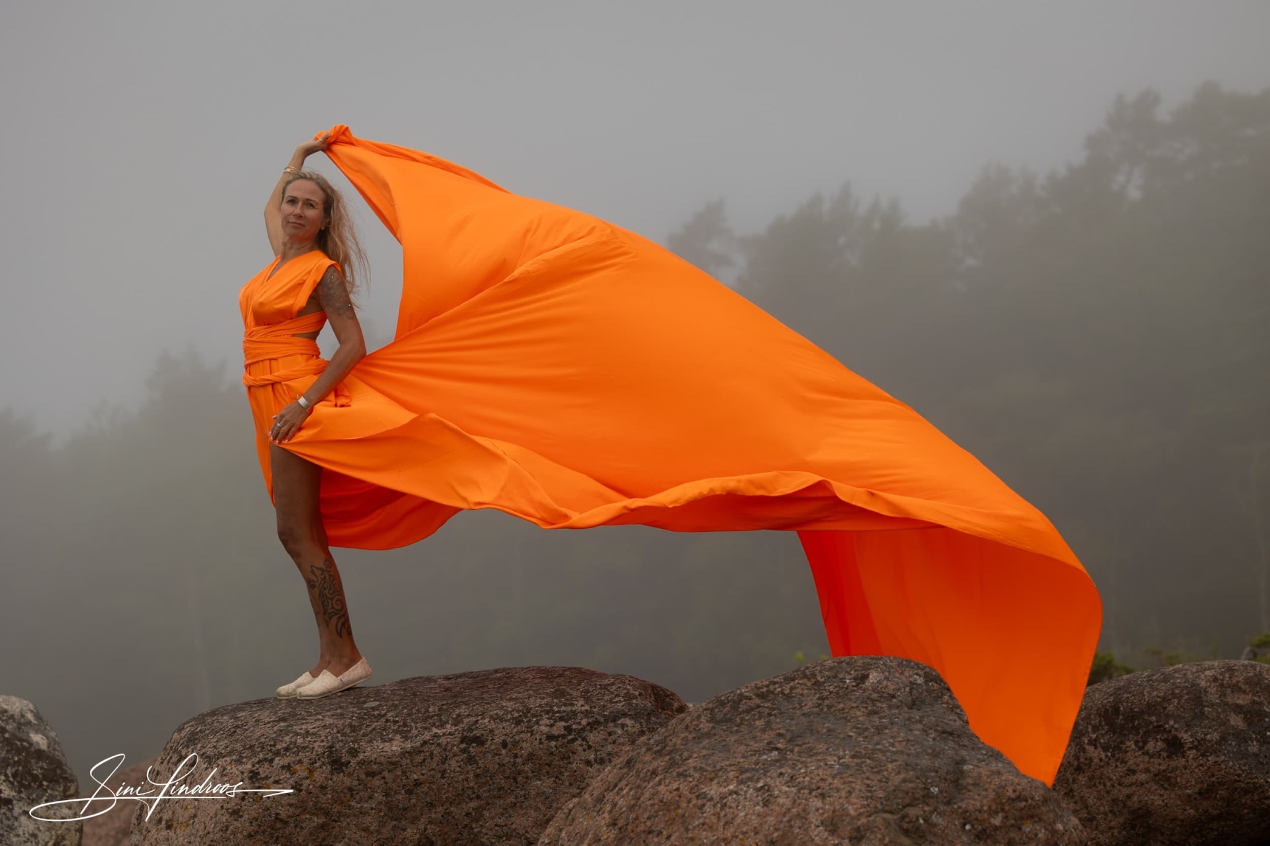 Flying Dress valokuvaus (2hlö) | Espoo | Porvoo