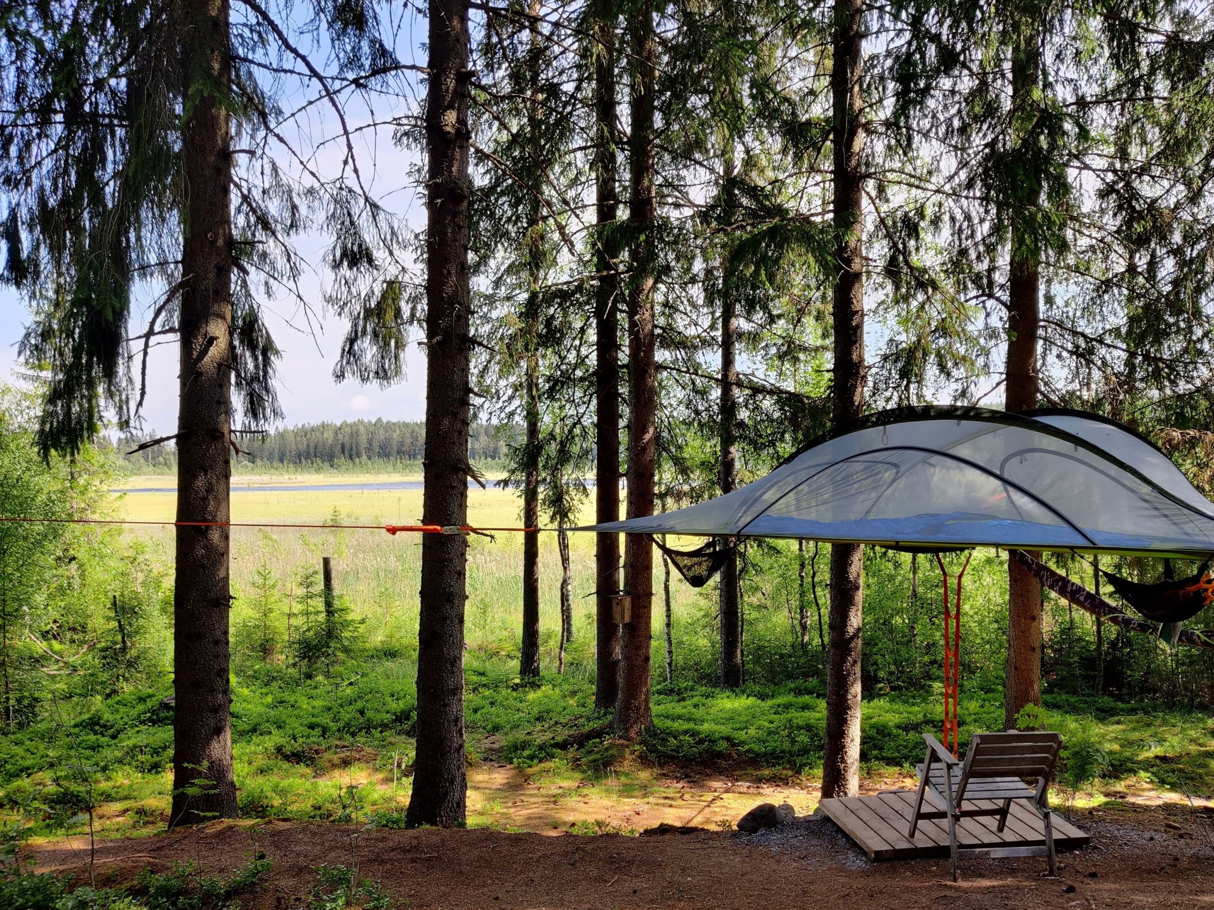 Elämysmajoitus kolmelle puuteltassa | Sastamala | Elamyslahjat