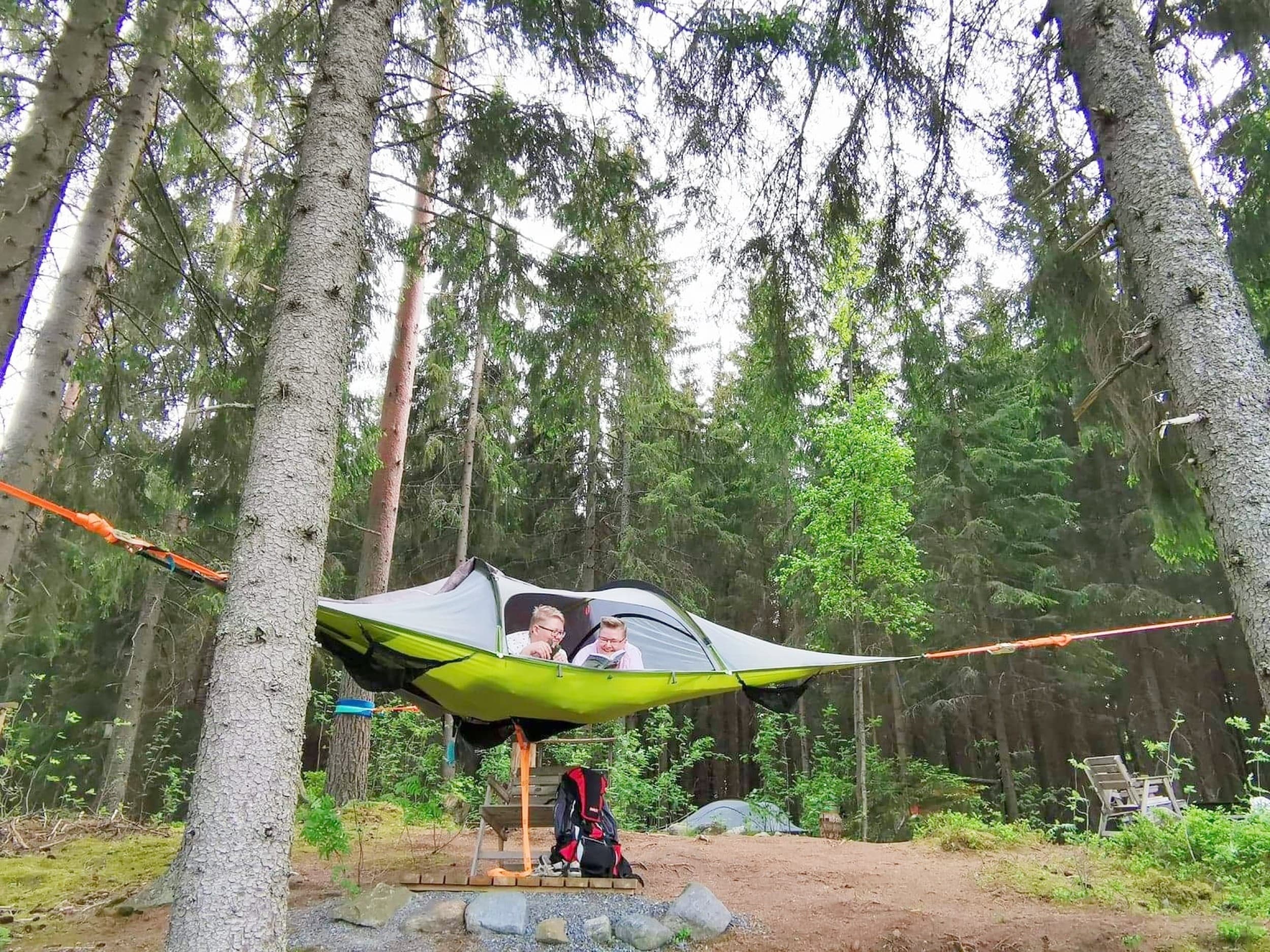 Elämysmajoitus neljälle puuteltassa | Sastamala | Elamyslahjat