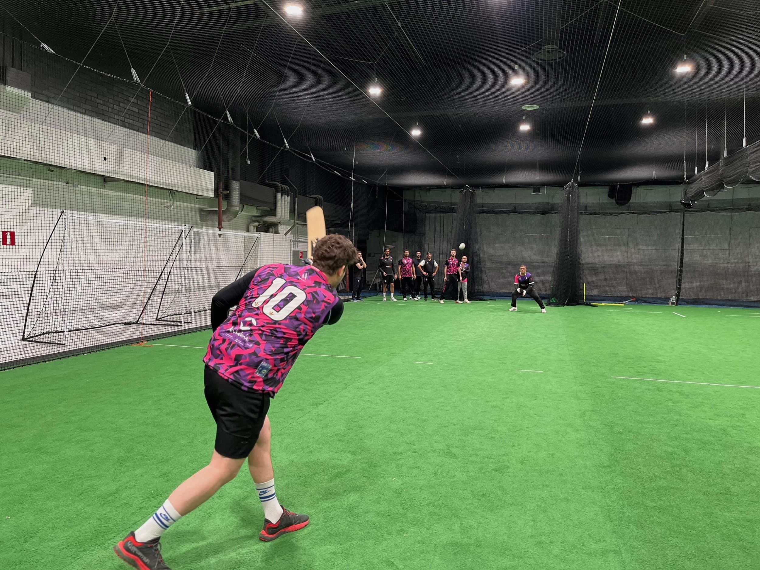 Kriketin alkeet 4-6:lle | Vantaa | Elamyslahjat