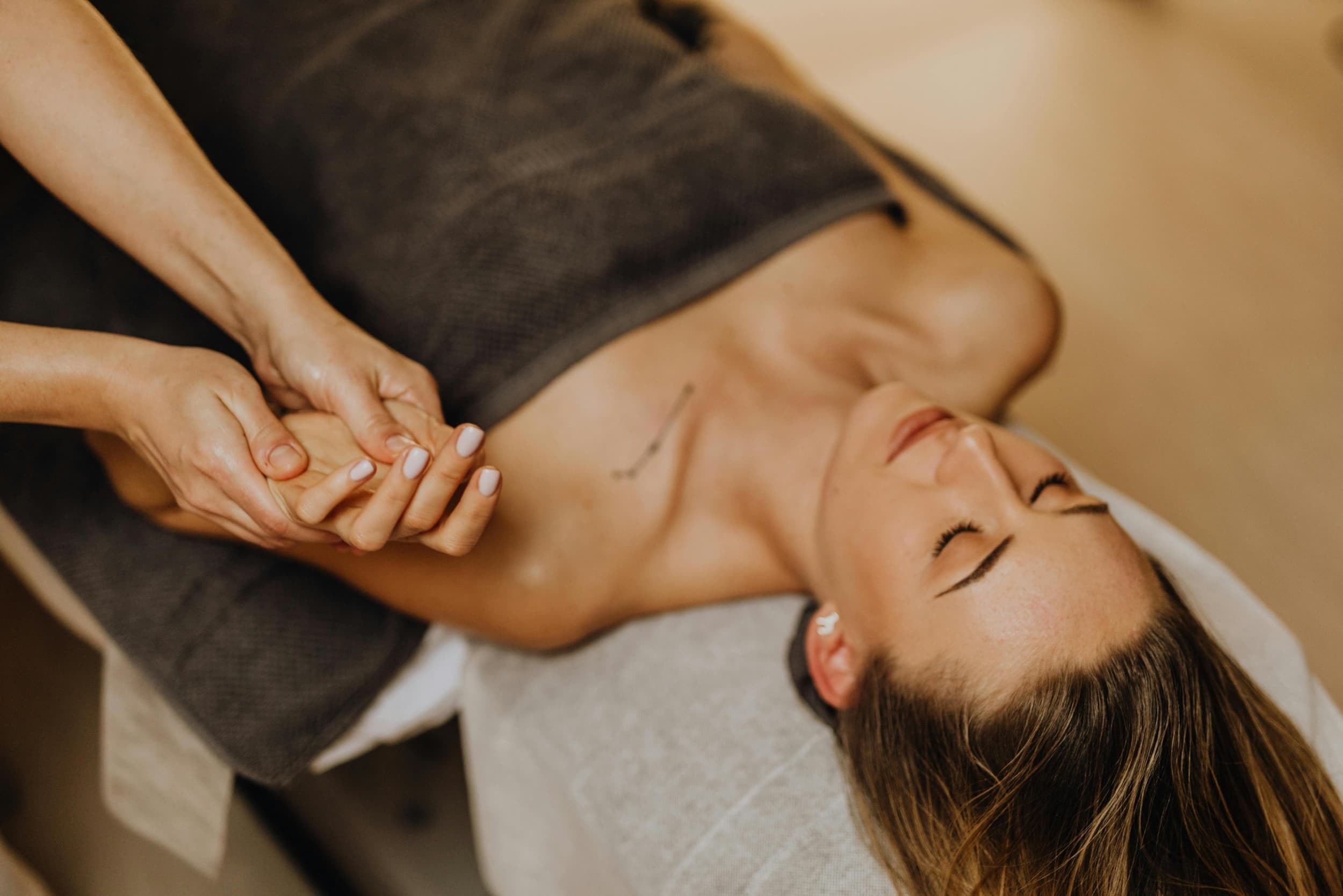 Luxury Spa -paketti naisille 120 min | Helsinki