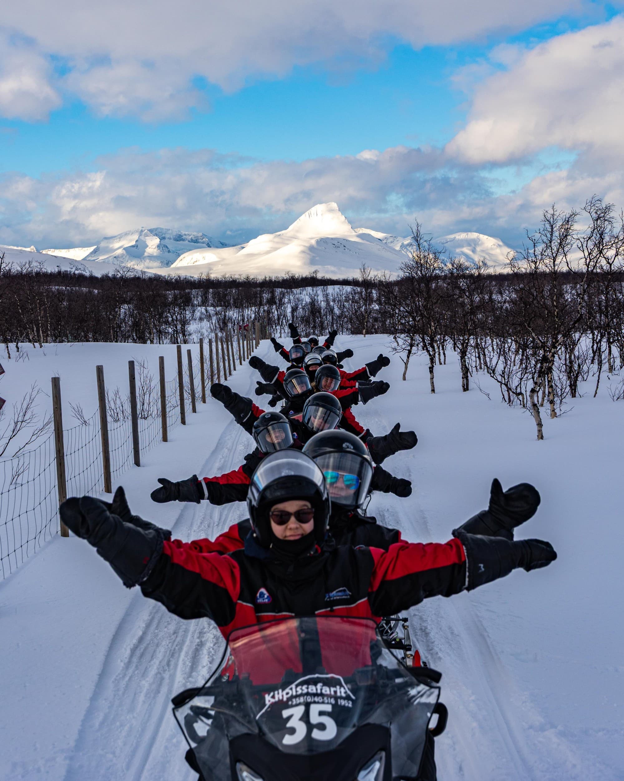 Kilpisjärven kierros moottorikelkalla 2hlö | Kilpisjärvi | Elamyslahjat